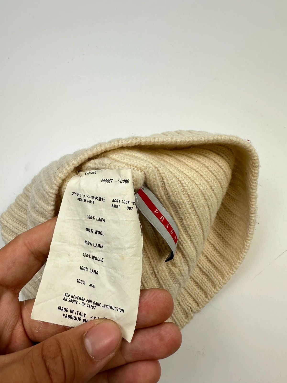 Prada Prada Sport FW2006 Cream White Ribbed Wool Beanie RedTab Size ONE SIZE - 5 Thumbnail