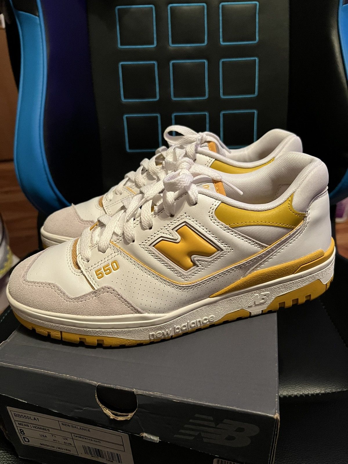 New Balance New Balance 550 Varsity Gold Size US 8 / EU 41 - 2 Thumbnail