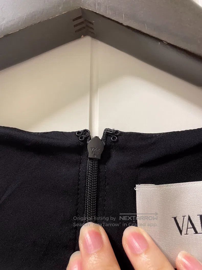 Valentino Valentino Elegant little black dress Size XS / US 0-2 / IT 36-38 - 4 Thumbnail