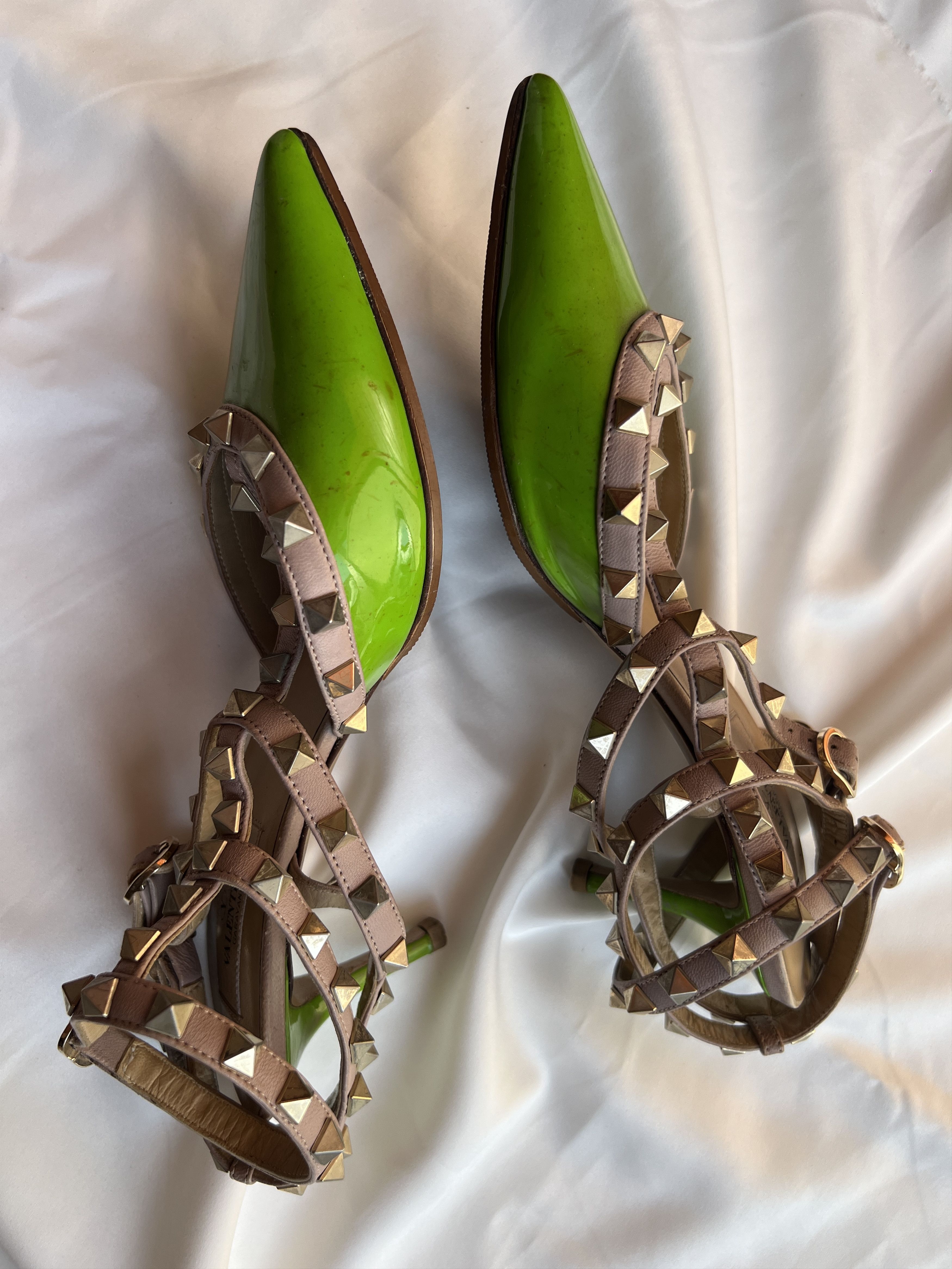 Valentino Authentic Valentino Garavani Rockstud heels Size US 6.5 / IT 36.5 - 3 Thumbnail