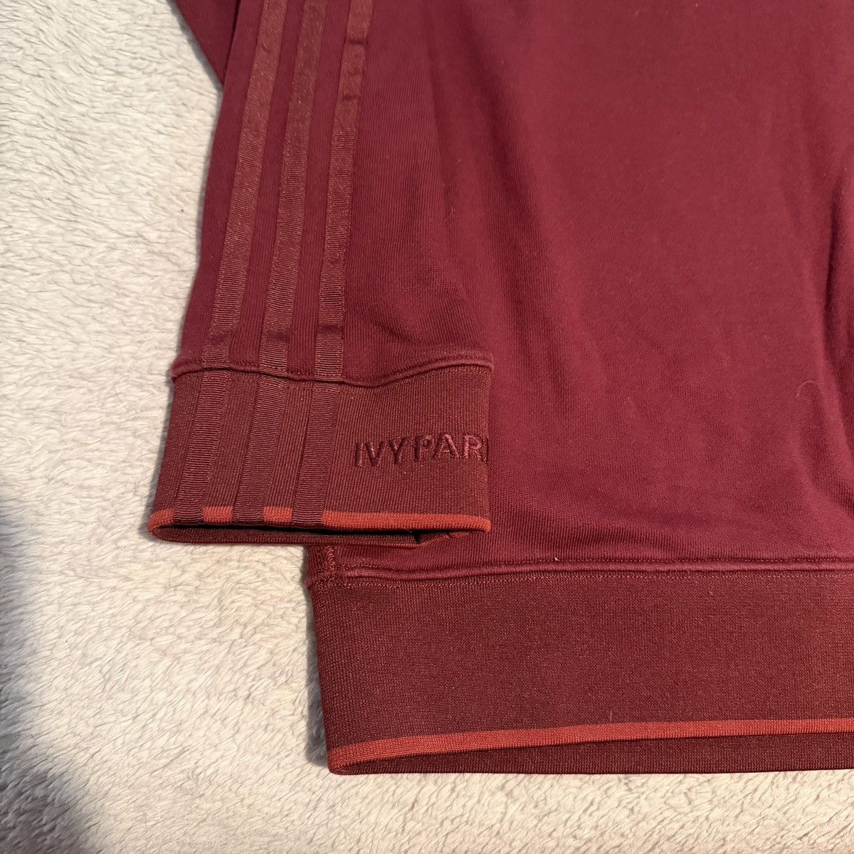 Adidas × Ivy Park adidas x IVY PARK Crew Sweatshirt Noble Maroon IVP LS Size S / US 4 / IT 40 - 7 Thumbnail