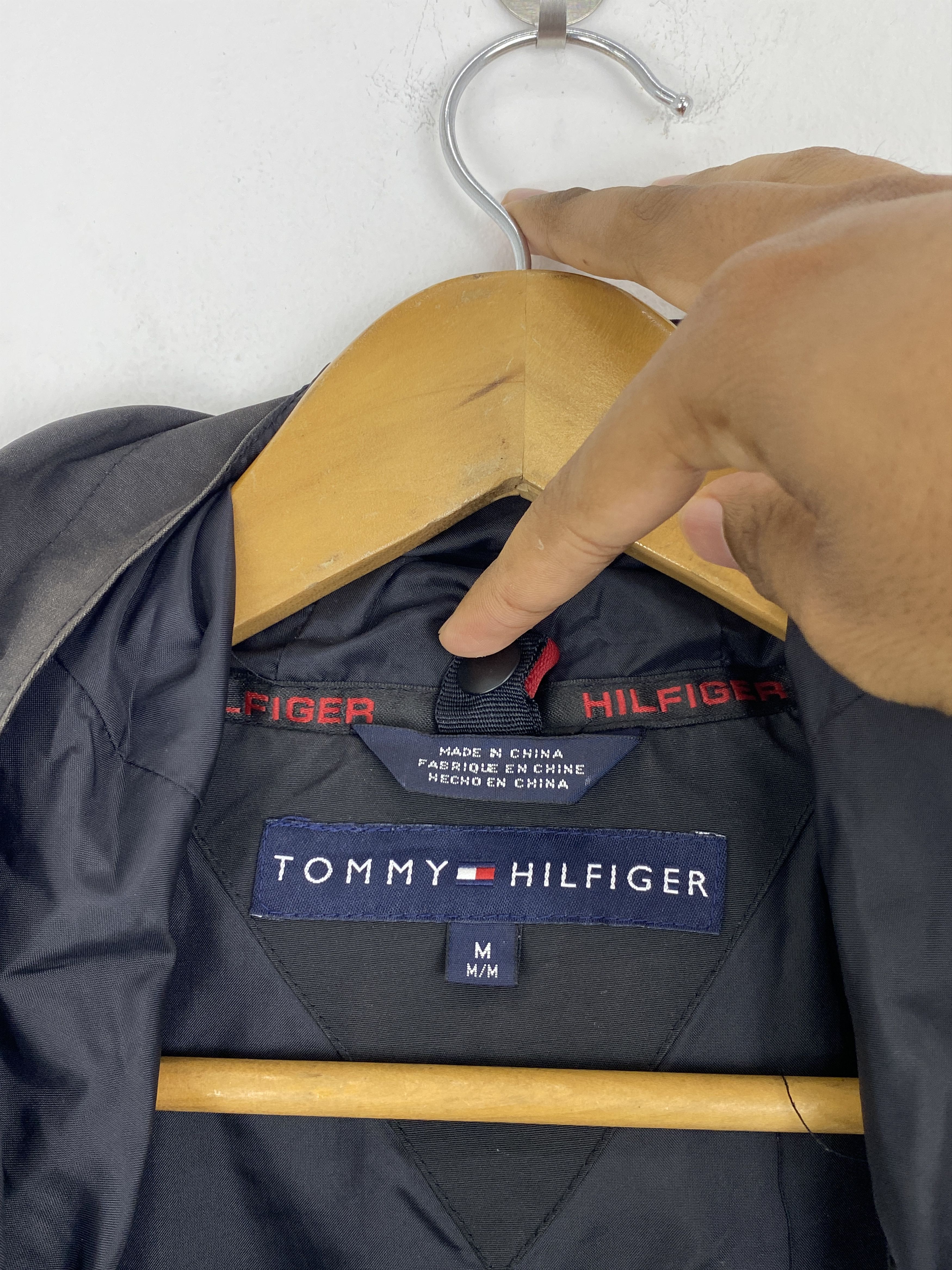 Tommy Hilfiger Vintage Tommy Hilfiger Multi Pocket Zipper Jacket J1953 Size US M / EU 48-50 / 2 - 5 Thumbnail