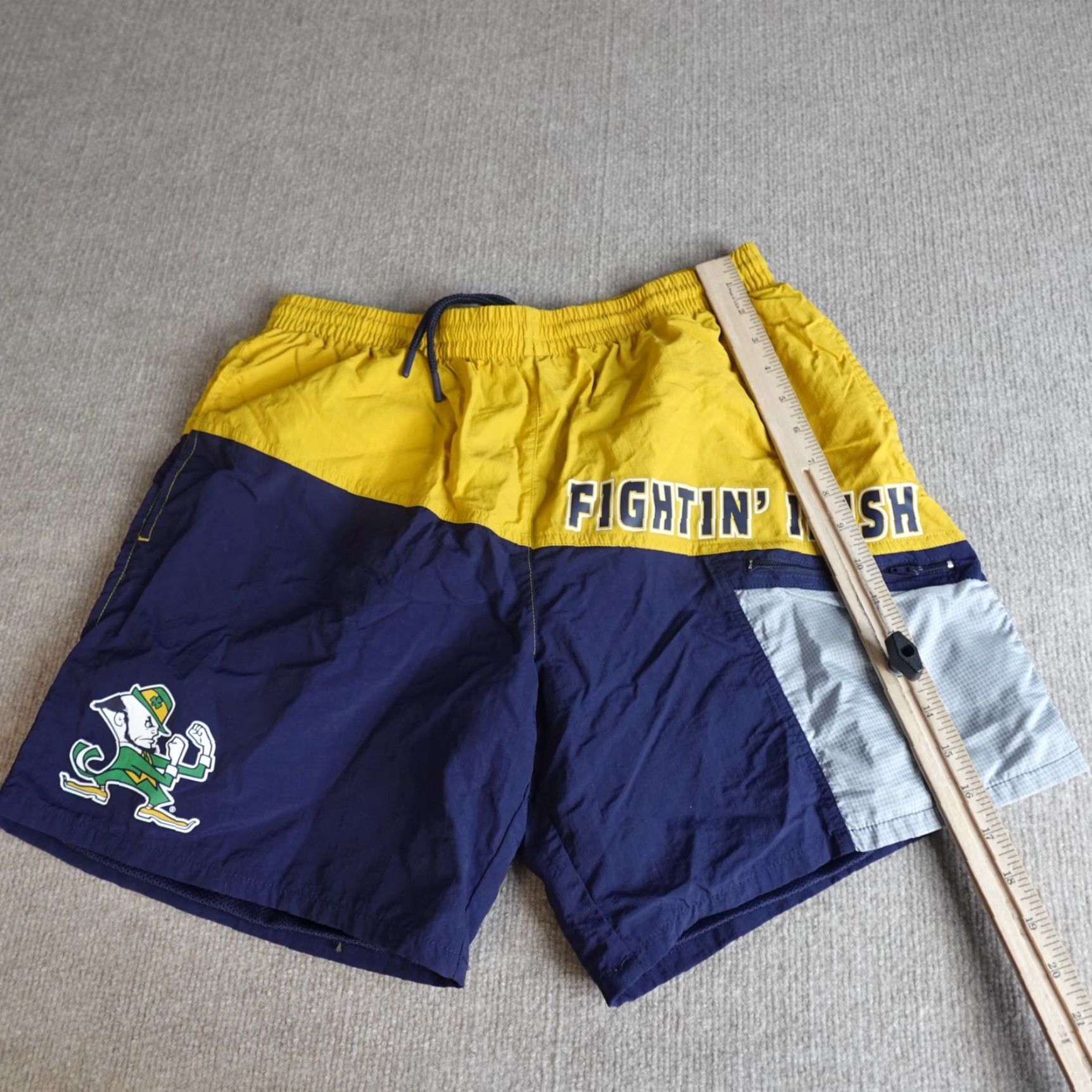Mitchell & Ness Mitchell & Ness Shorts Mens L Blue Drawstring Fighting Irish Notre Dame Size US 33 - 4 Thumbnail