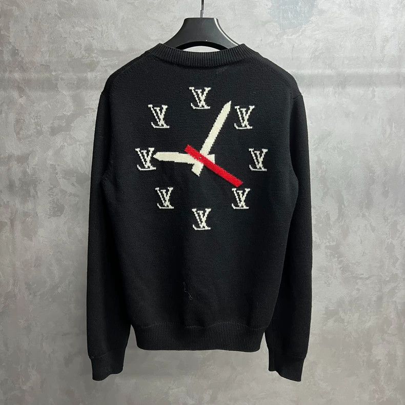 Louis Vuitton Louis Vuitton Black and white clock knit logo crewneck pul Size US S / EU 44-46 / 1 - 5 Thumbnail