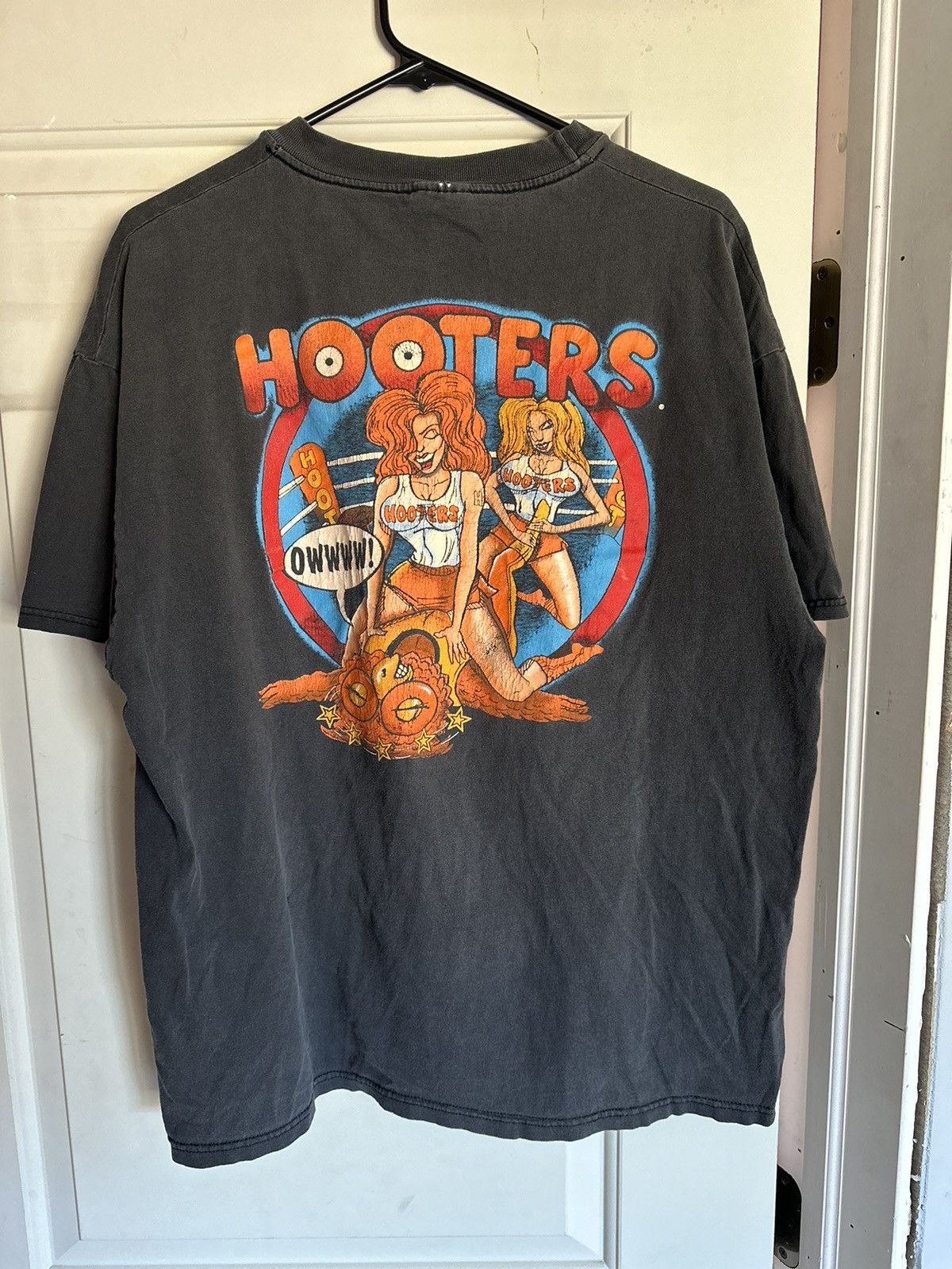 vintage Hooters Toledo Ohio T-Shirt
