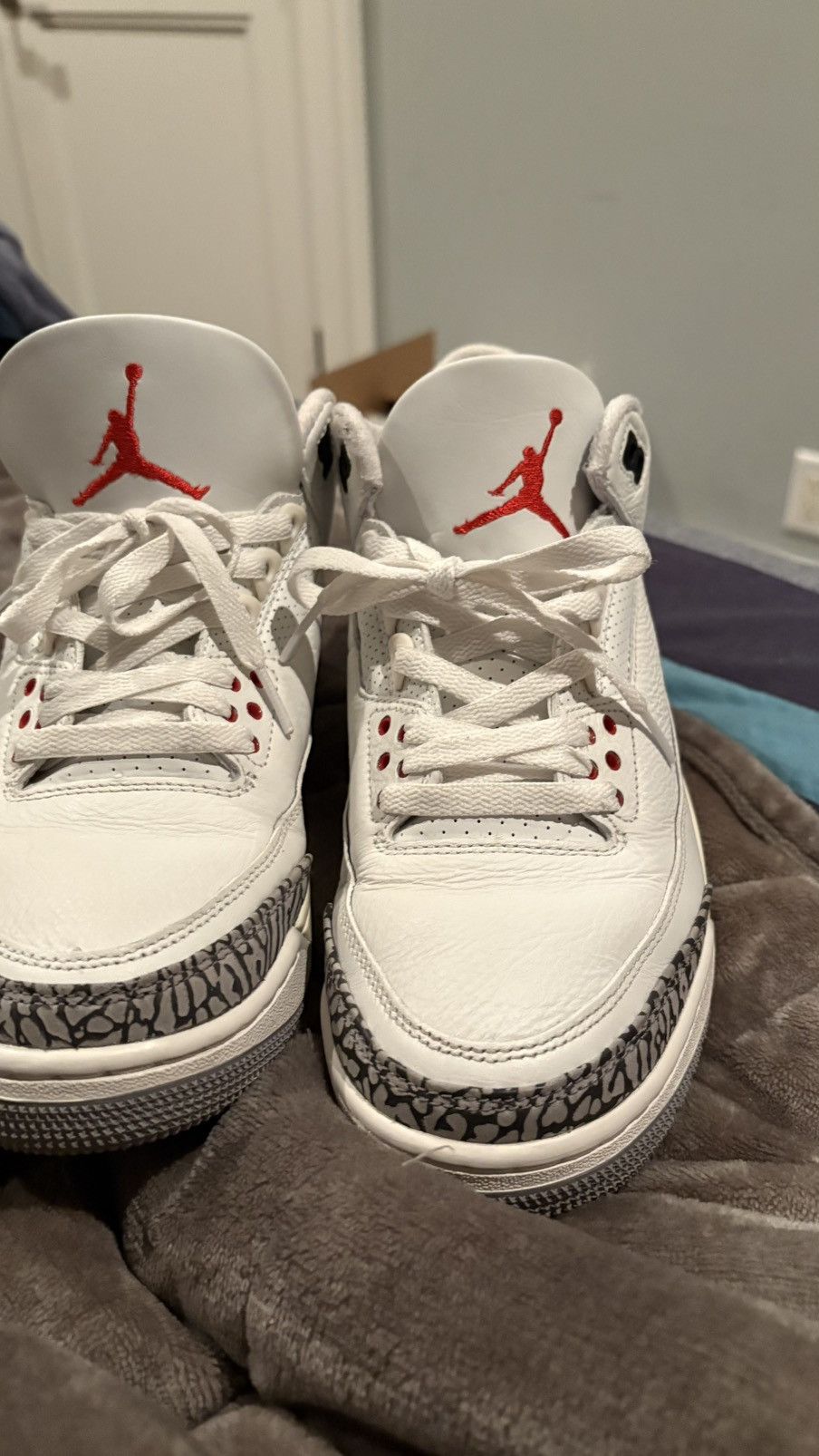Jordan Brand Jordan 3 “White Cement Reimagined” Size US 9 / EU 42 - 3 Thumbnail