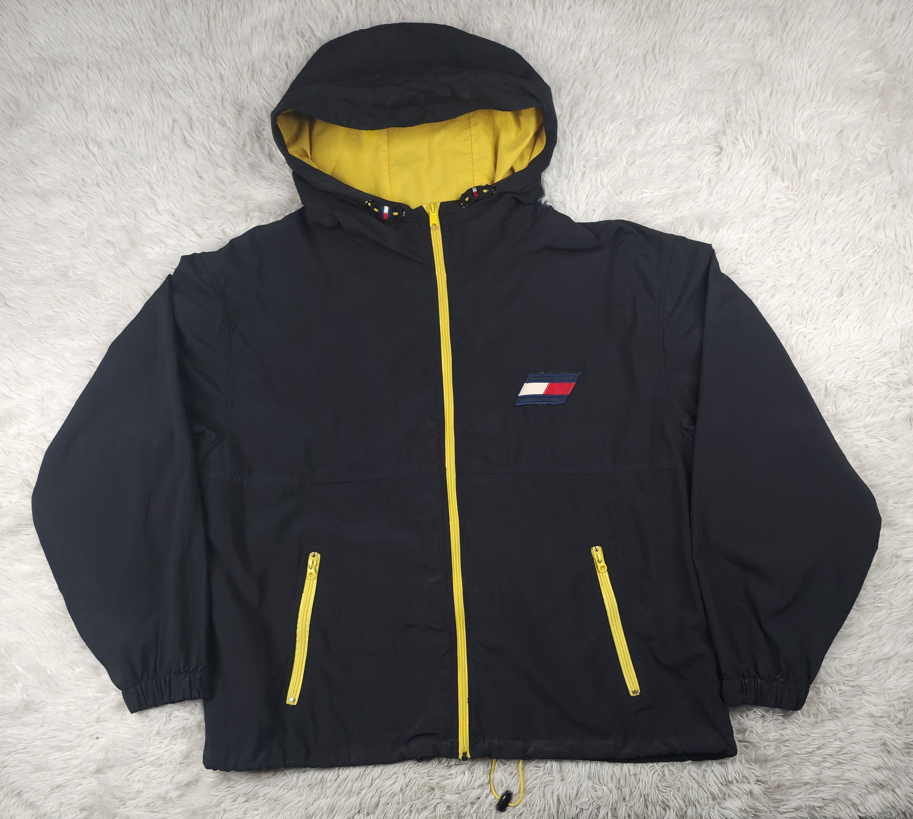 Tommy Hilfiger Tommy Hilfiger full zip hooded windbreaker jacket Size XL Size US XL / EU 56 / 4 - 1 Thumbnail