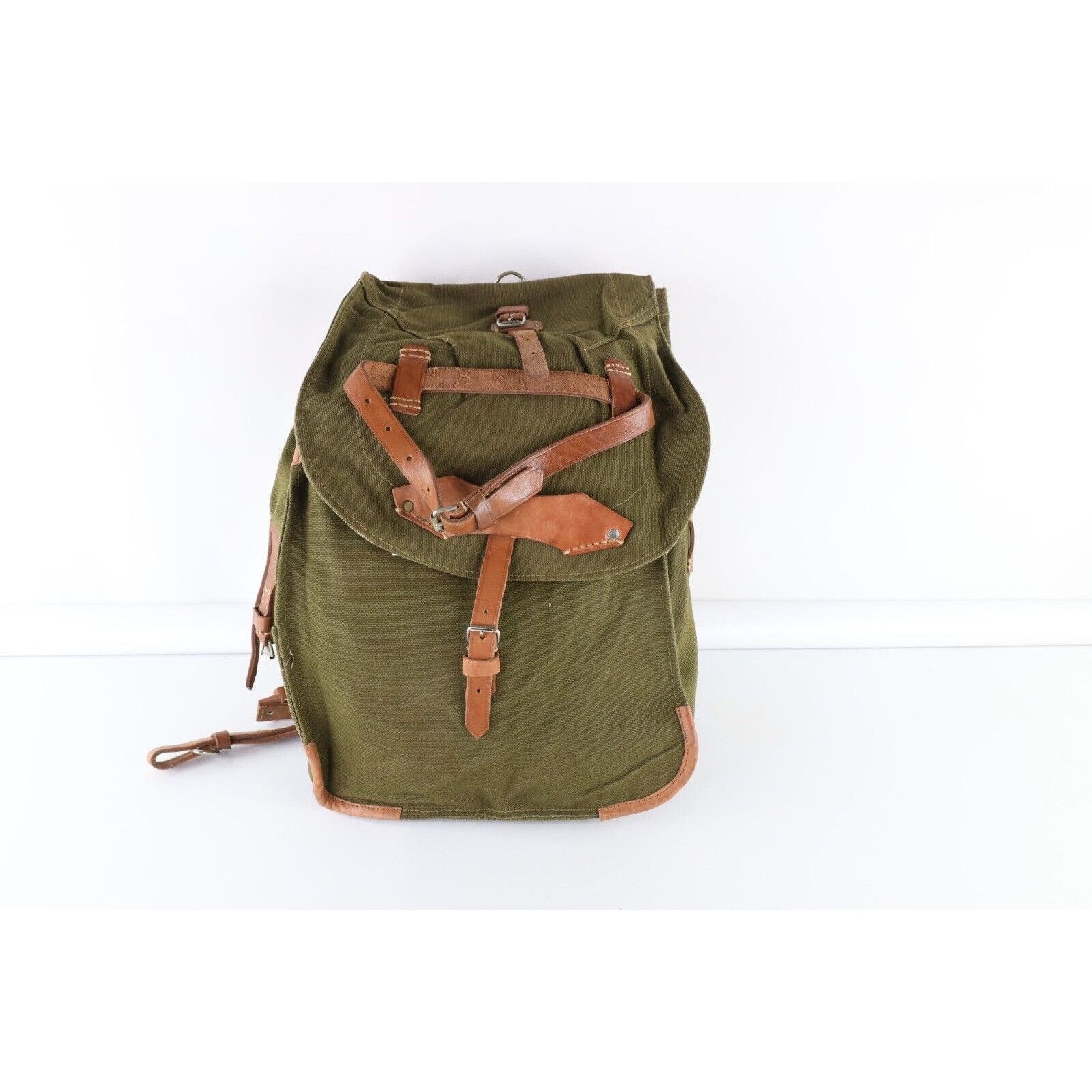 Vintage Vintage Romania Military Heavyweight Leather Trim Canvas Bag Size ONE SIZE - 1 Thumbnail