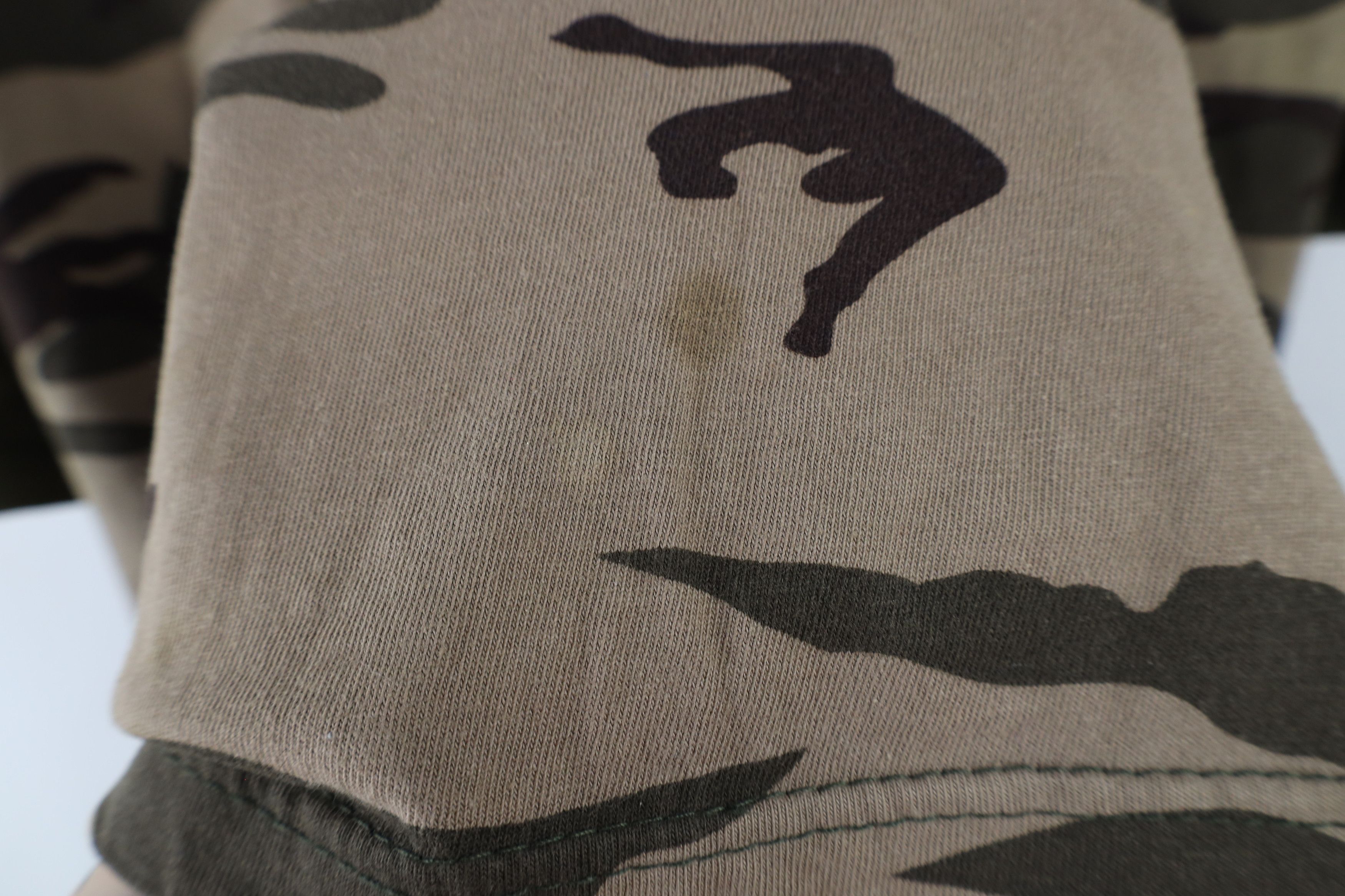 Vintage Vintage 90s Streetwear Camouflage Short Sleeve T-Shirt Size US L / EU 52-54 / 3 - 7 Thumbnail