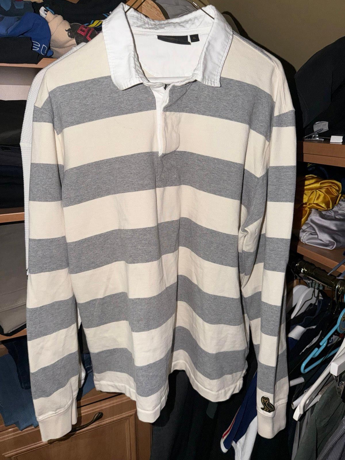 October's Very Own Octobers Very Own Drake Striped Rugby Polo T-Shirt Mens XL Size US XL / EU 56 / 4 - 1 Thumbnail