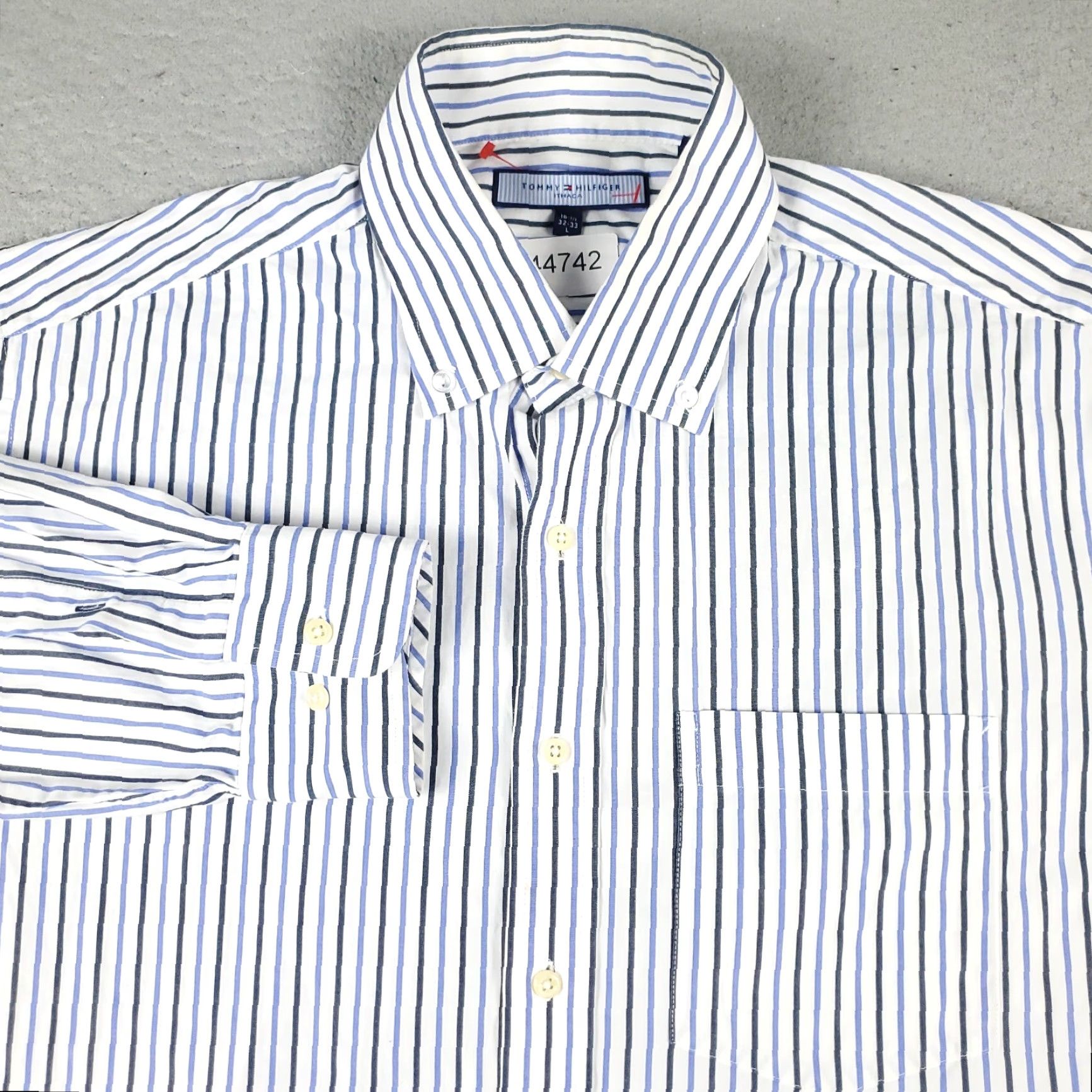 Tommy Hilfiger Tommy Hilfiger Shirt Mens Large Blue White Striped Casual Button Up Long Sleeve Size US L / EU 52-54 / 3 - 2 Thumbnail