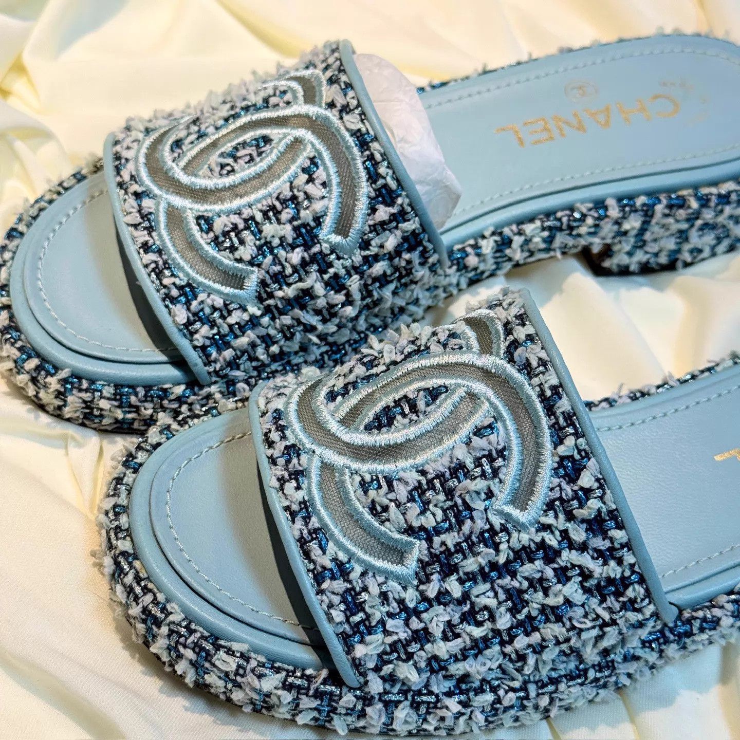 Chanel CHANEL Women's Tweed CC Slides 36.5 EU 99 New Size US 6 / IT 36 - 8 Thumbnail