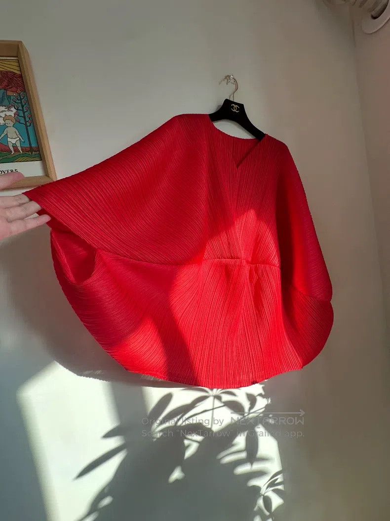 Issey Miyake Issey Miyake size:one size Red Long Sleeve Top Size XXS / US 00 / IT 34 - 4 Thumbnail