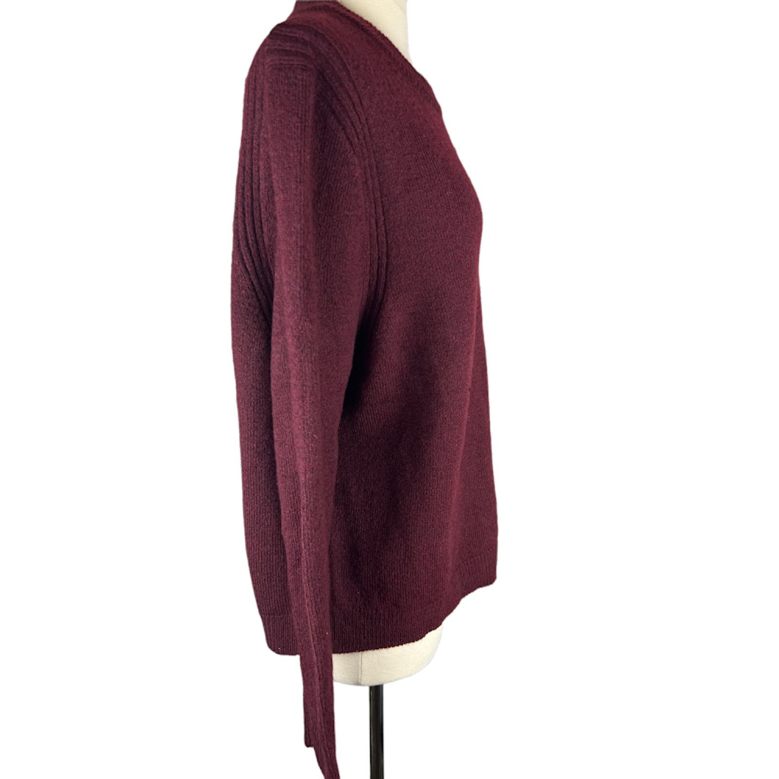 Target Basics A New Day | Burgundy Knit Crewneck Pullover Sweater| Large Size L / US 10 / IT 46 - 8 Thumbnail