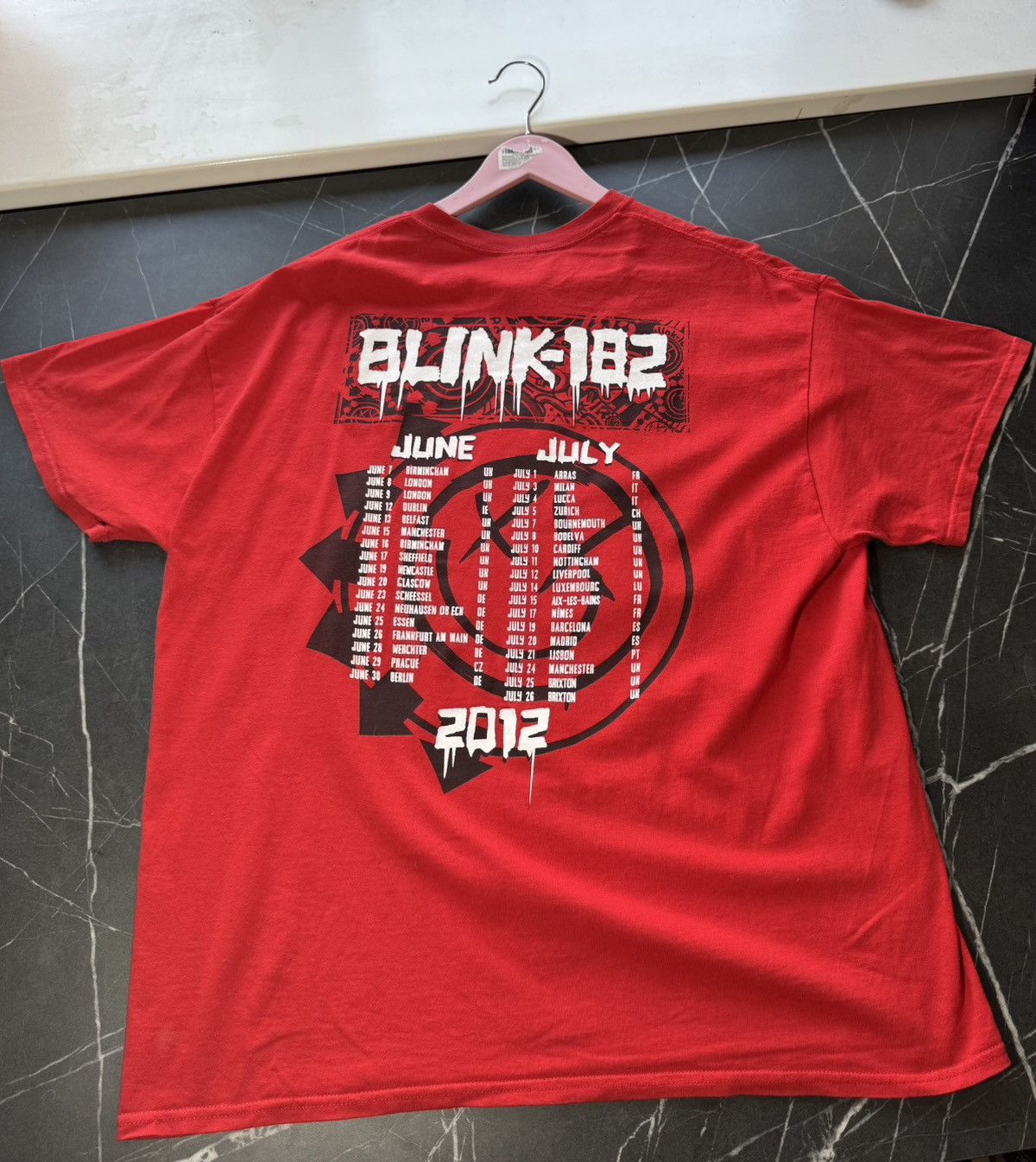 Band Tees Vintage 2006 Blink 182 Punk Band T Shirt Size US XL / EU 56 / 4 - 5 Thumbnail