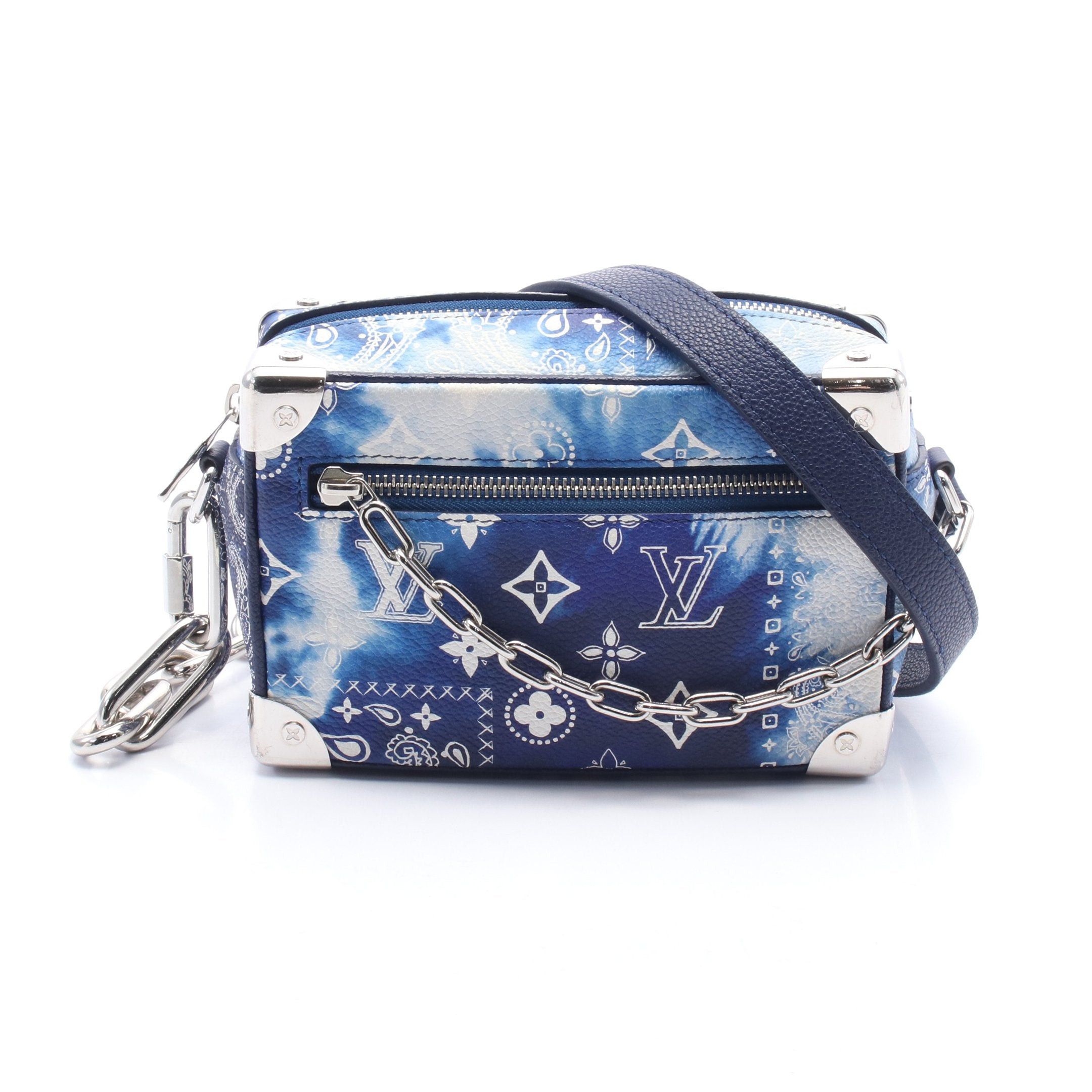 Louis Vuitton Louis Vuitton Mini Soft Trunk Chain Shoulder Bag Leather Navy Blue White Size ONE SIZE - 1 Thumbnail