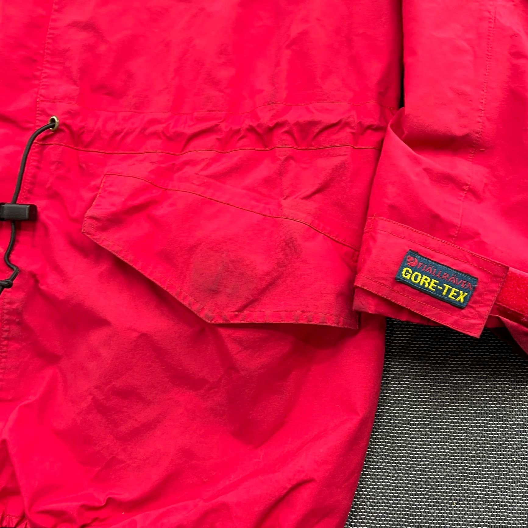 Vintage VINTAGE Fjallraven Gore-Tex Jacket Mens M Red Outdoor Size US M / EU 48-50 / 2 - 2 Thumbnail