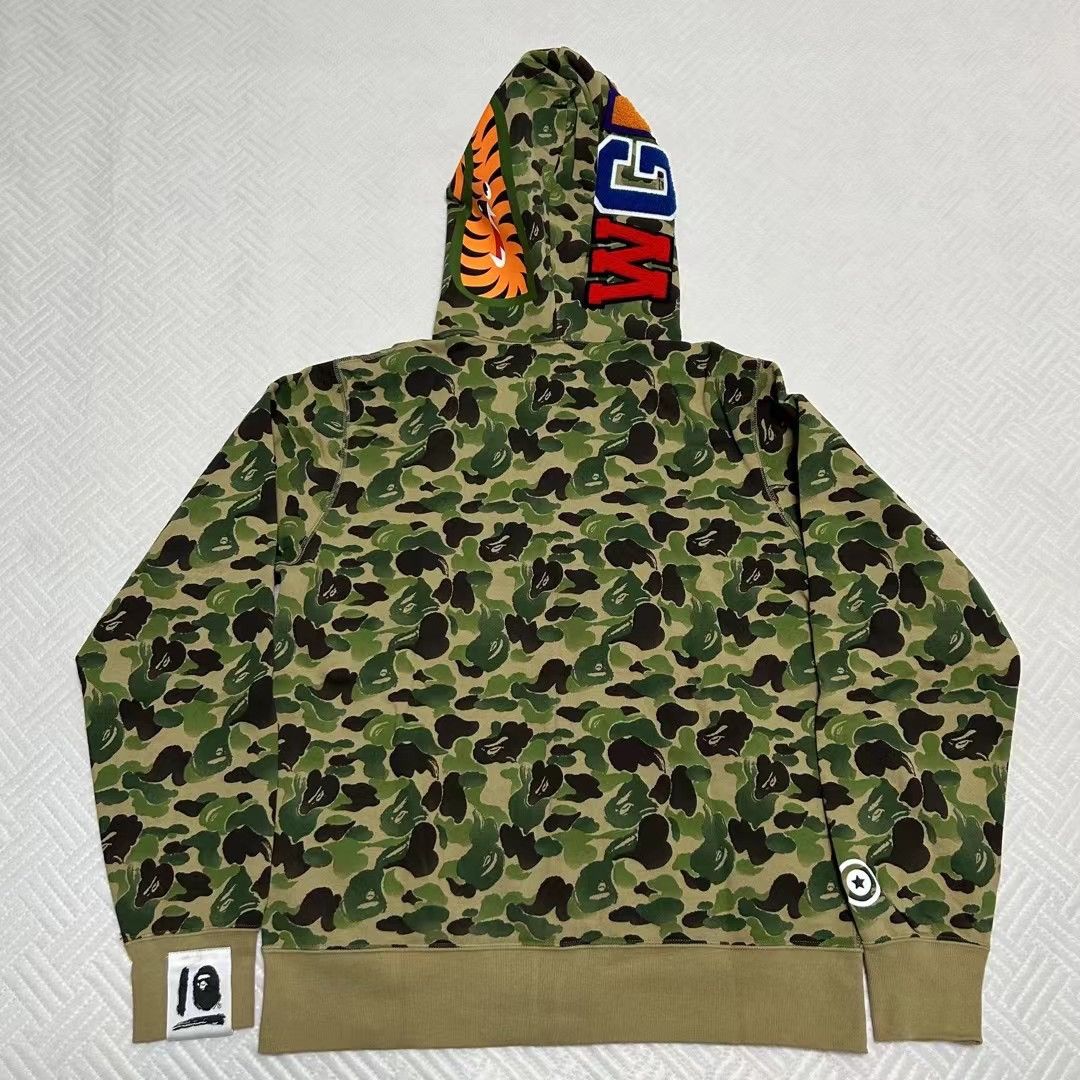 Bape ABC CAMO SHARK FULL ZIP HOODIE Size US L / EU 52-54 / 3 - 2 Thumbnail