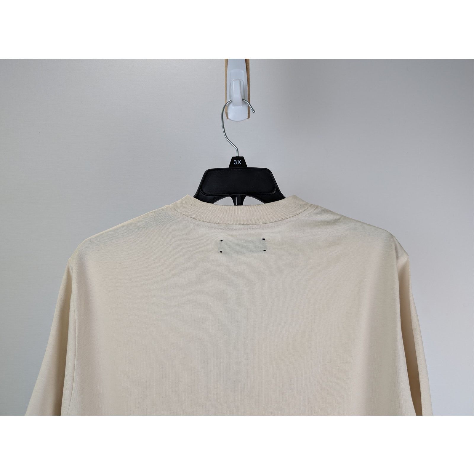 Amiri o1rshd1 Amiri Staggered Tee T-Shirt in Birch Size US XL / EU 56 / 4 - 12 Thumbnail