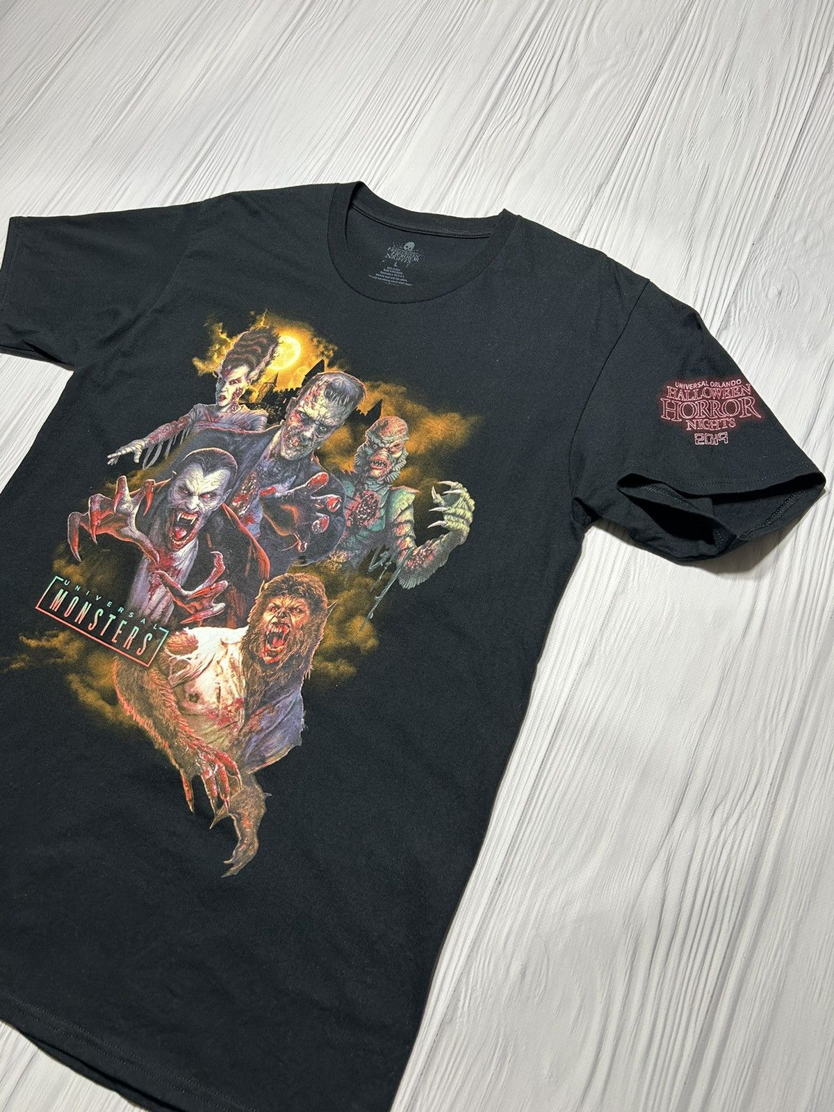 Expert Horror × Vintage Halloween Horror Universal Studios Monsters 2019 T-Shirt Size US L / EU 52-54 / 3 - 2 Thumbnail