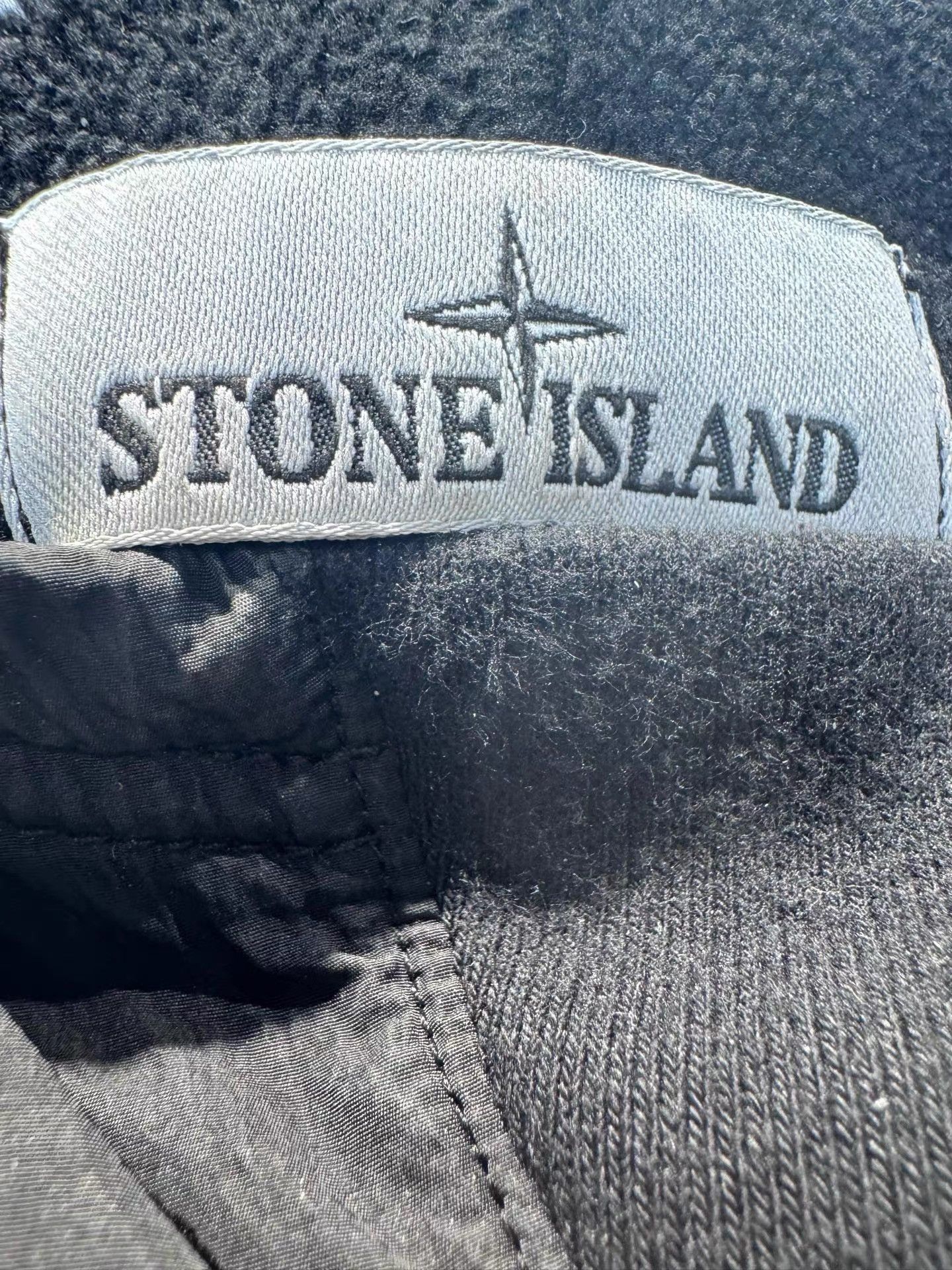 Stone Island STONE ISLAND Black Colorblock Logo Hoodie K36 Size US L / EU 52-54 / 3 - 3 Thumbnail