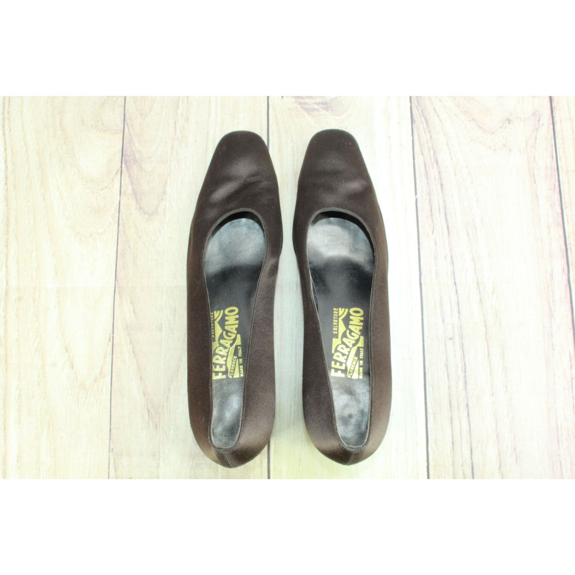 Salvatore Ferragamo Salvatore Ferragamo Women's Block Heel Pumps 8.5 Size US 8.5 / IT 38.5 - 8 Thumbnail