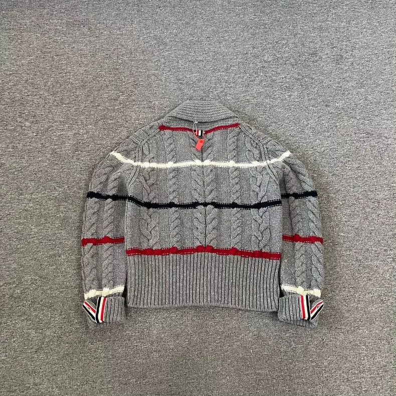 Thom Browne Thom Browne A wool knit cardigan Size US M / EU 48-50 / 2 - 2 Thumbnail