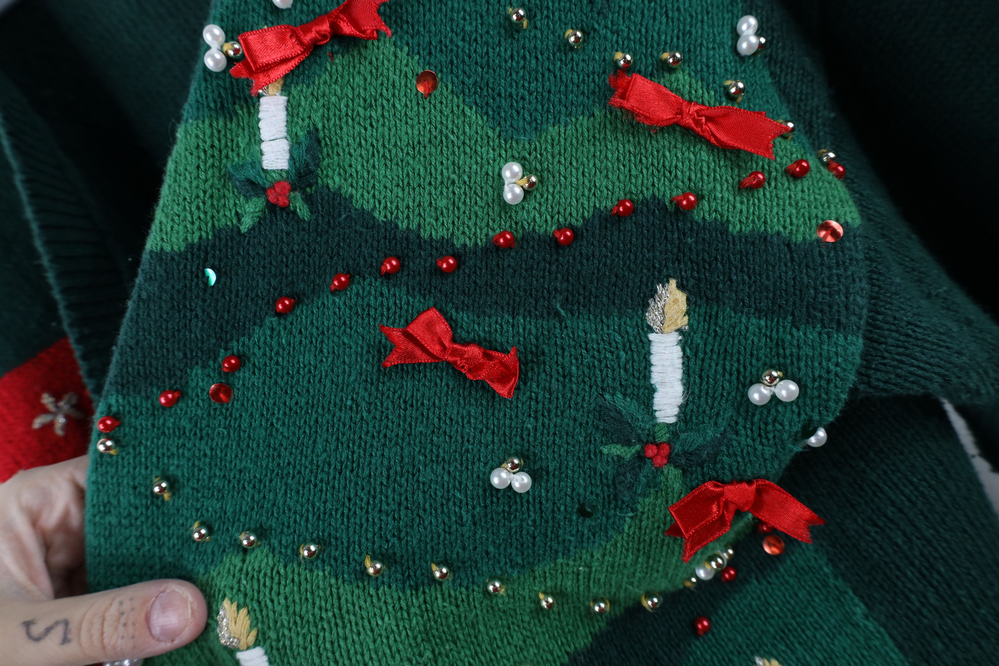 Vintage Vintage 90s Streetwear Knit Christmas Bear Cardigan Sweater Size L / US 10 / IT 46 - 8 Thumbnail
