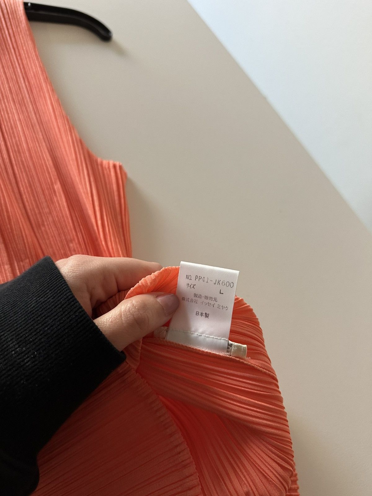 Pleats Please Issey Miyake Issey Miyake Pleats Please Sleeveless Coral Peach Pink Size ONE SIZE - 7 Thumbnail