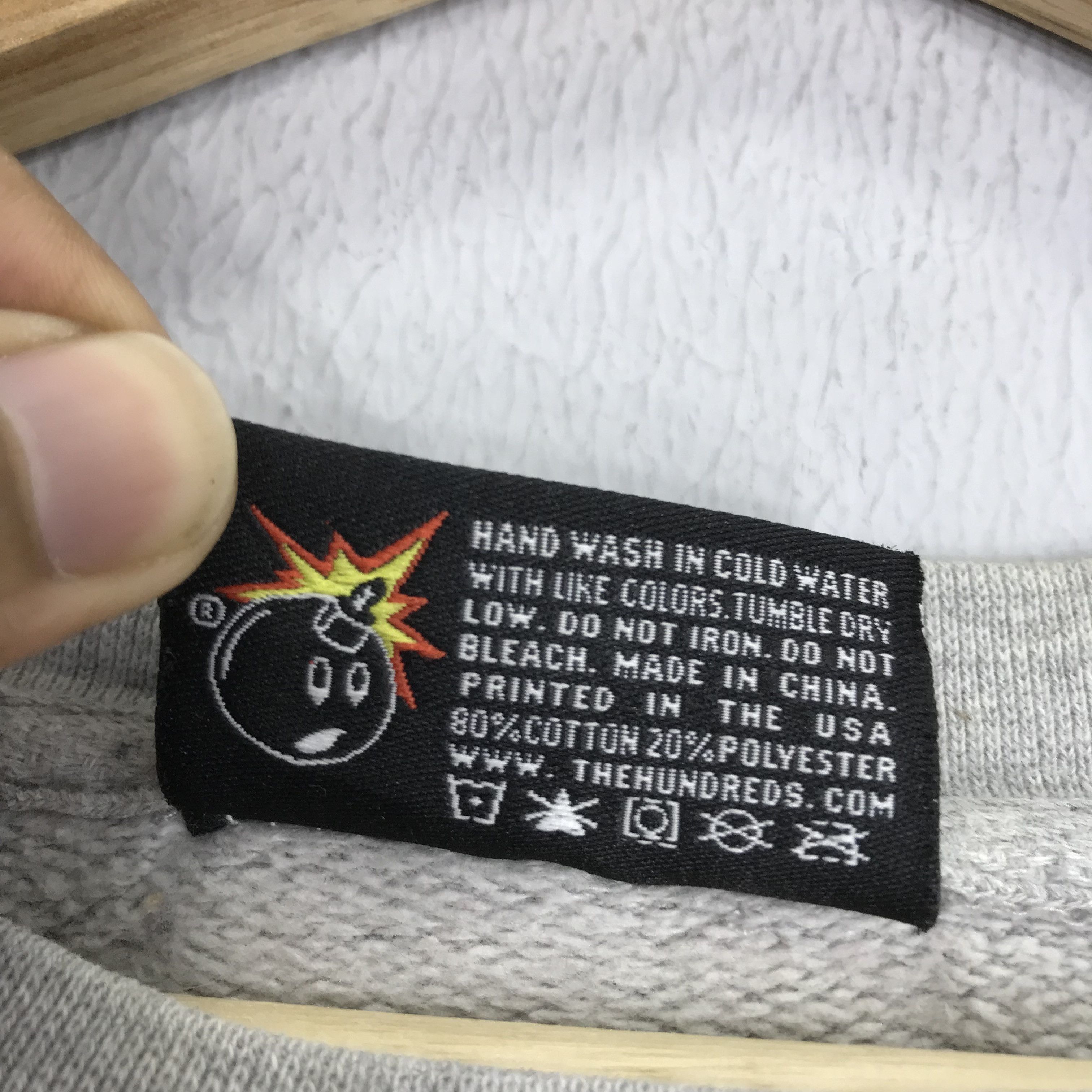 The Hundreds The hundred adam bomb collection pop art - 17 Size US M / EU 48-50 / 2 - 9 Thumbnail