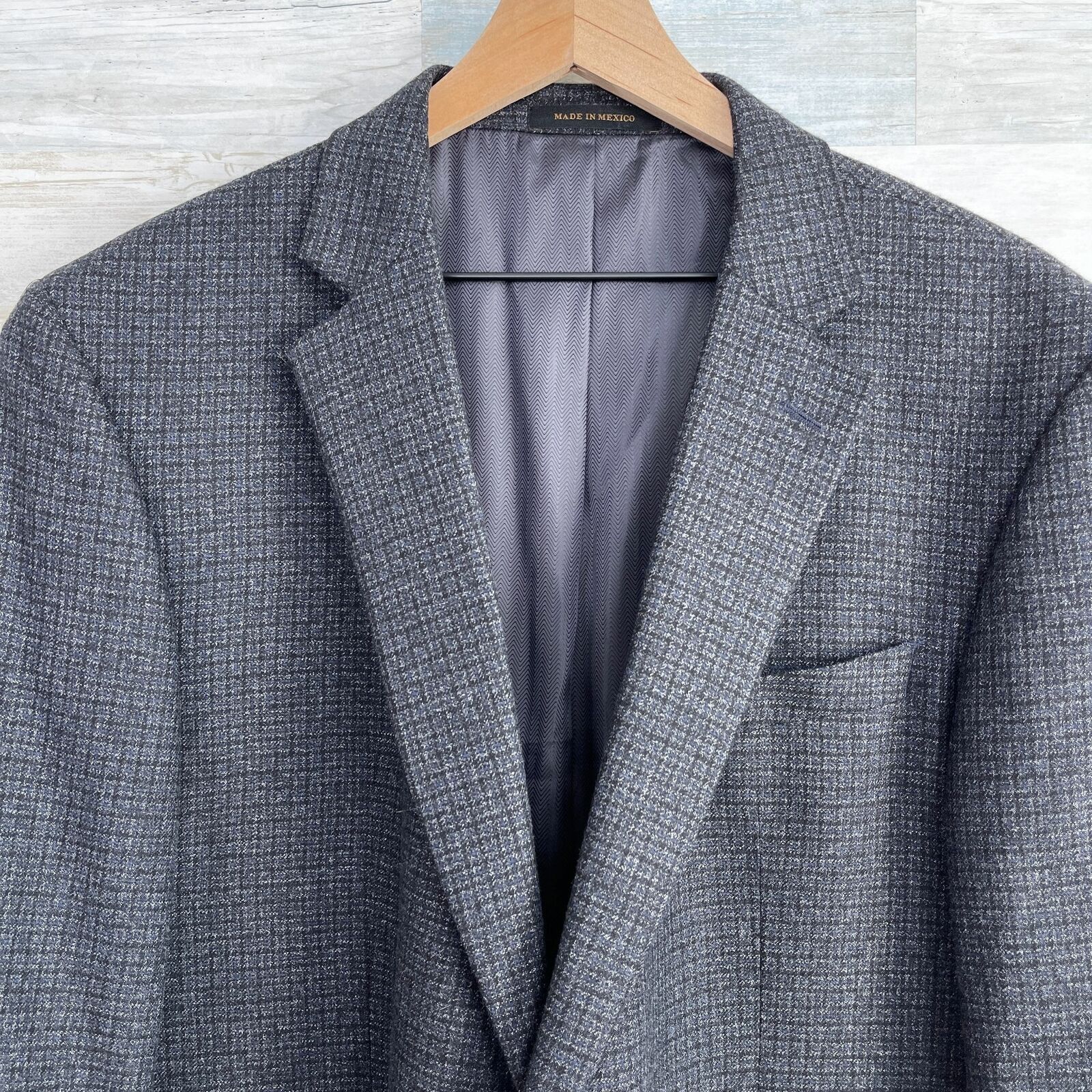 Jos. A. Bank Jos A Bank Reserve Tollegno 1900 Sport Coat Gray Tweed 46L Size 46L - 2 Thumbnail