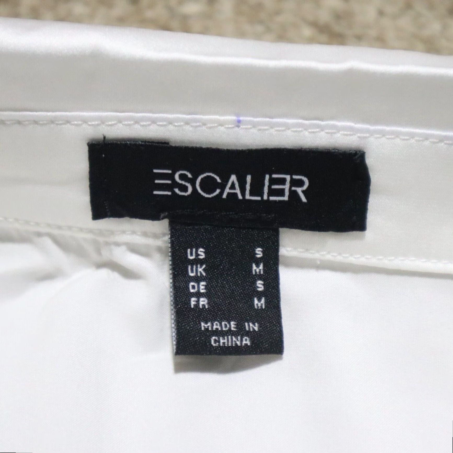 Vintage VINTAGE Excalibur White Long Sleeve Button Down Shirt Women's Size S Size S / US 4 / IT 40 - 3 Thumbnail