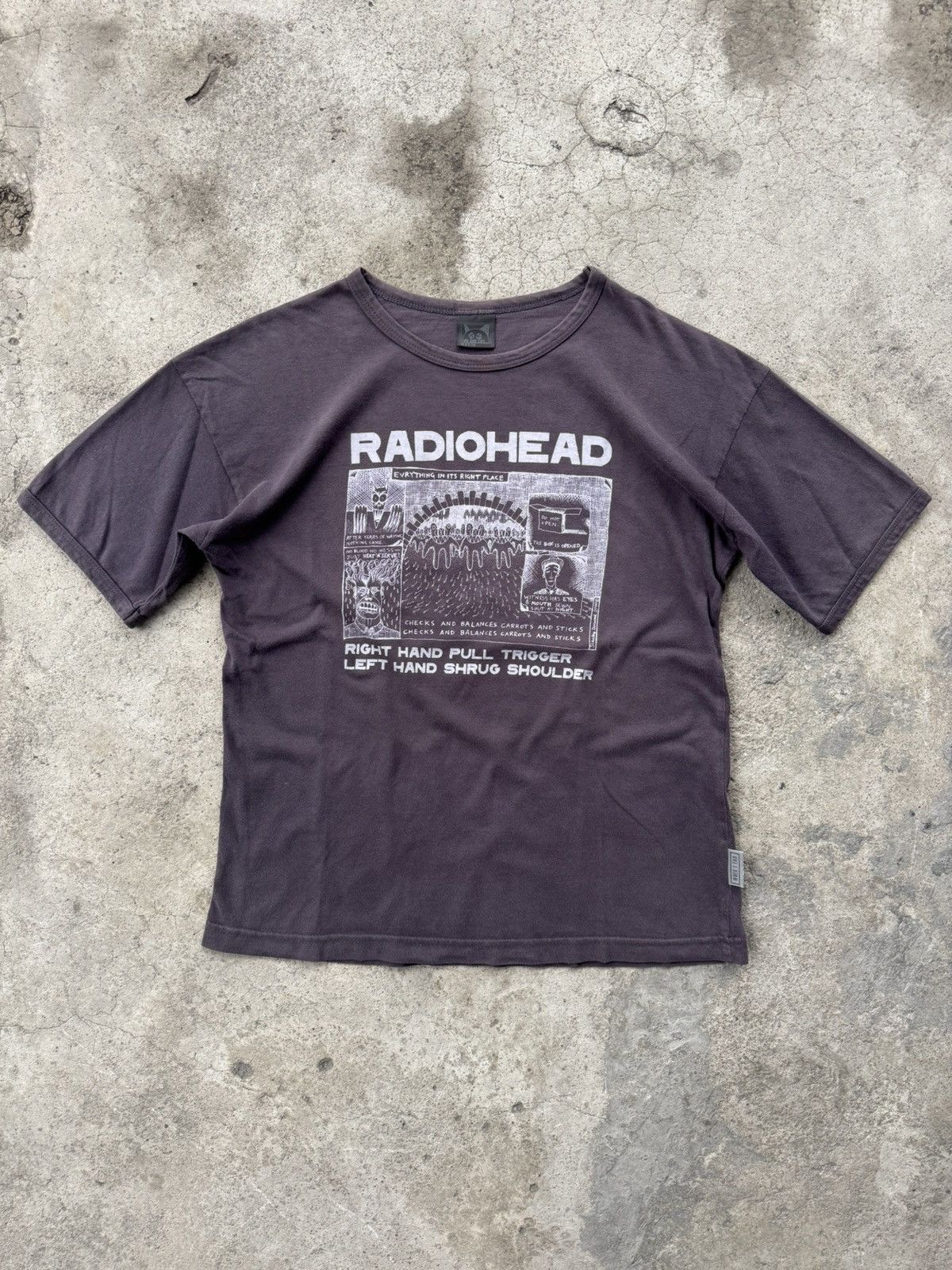 Band Tees Vintage 2000 Radiohead band tshirt Size US M / EU 48-50 / 2 - 1 Thumbnail