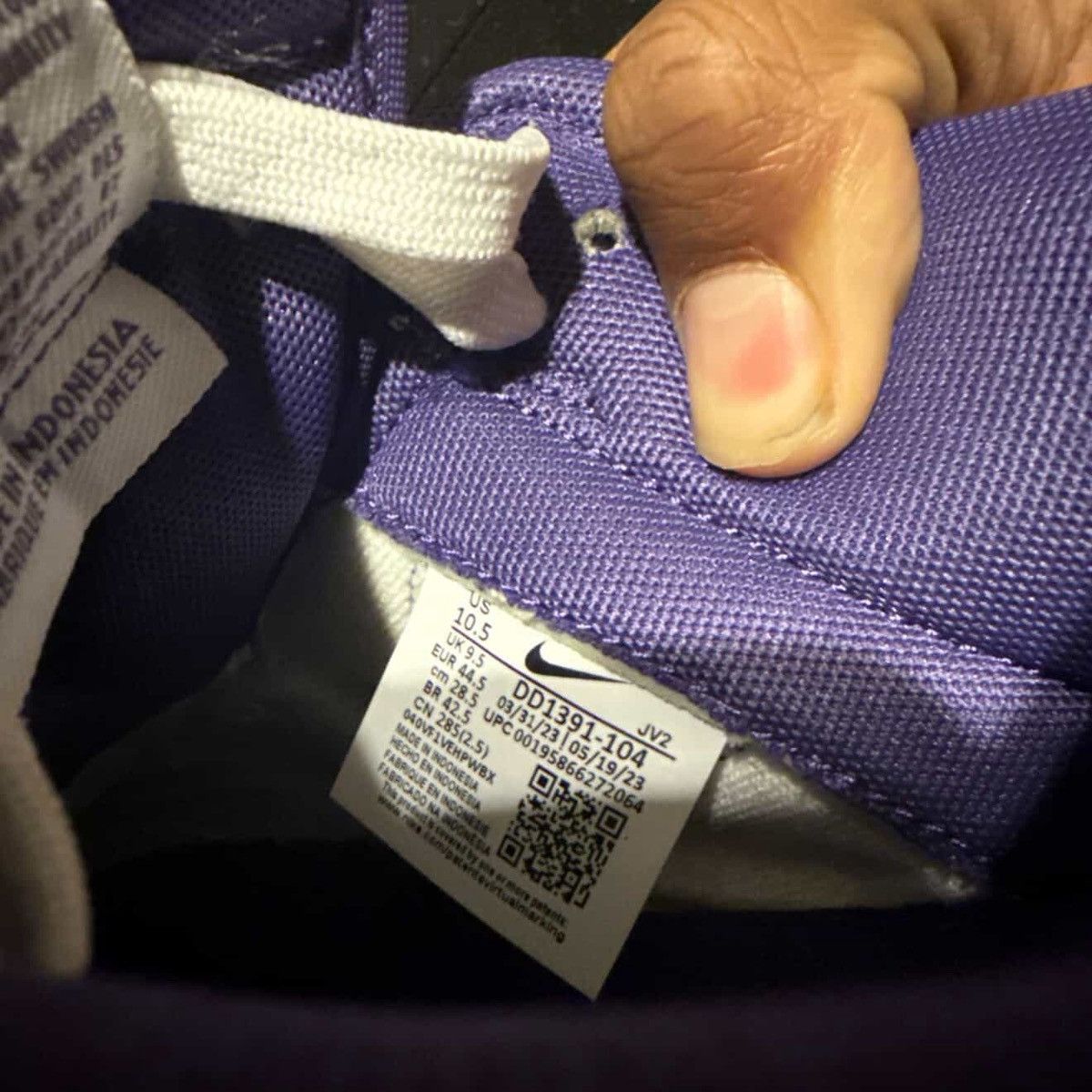Nike Nike Dunk Low Retro Court Purple White 2022 Men’s Size 10.5 Size US 10.5 / EU 43-44 - 5 Thumbnail