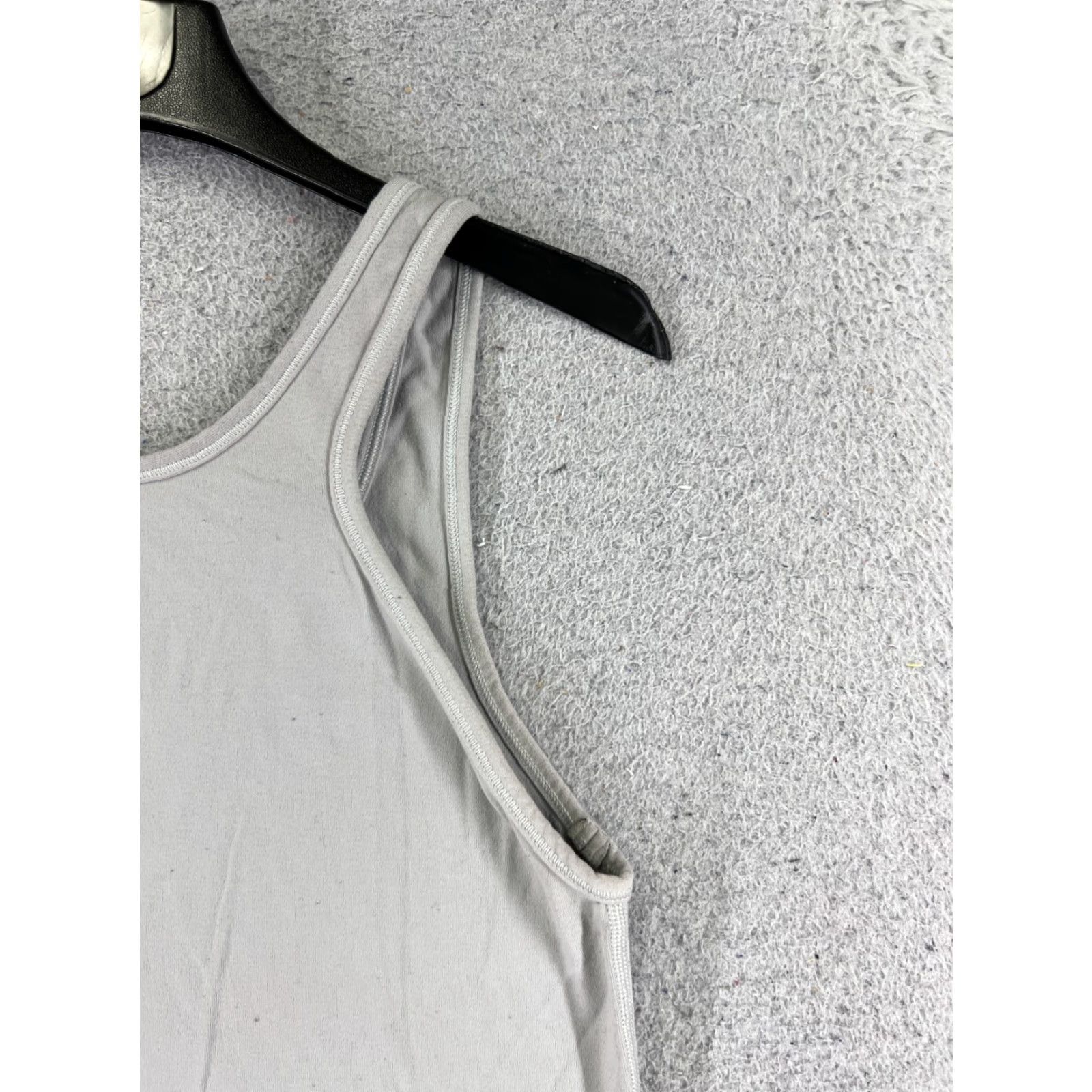 Lululemon Lululemon Shirt Women 6 Gray Tank High Neck Gym Running Size M / US 6-8 / IT 42-44 - 2 Thumbnail