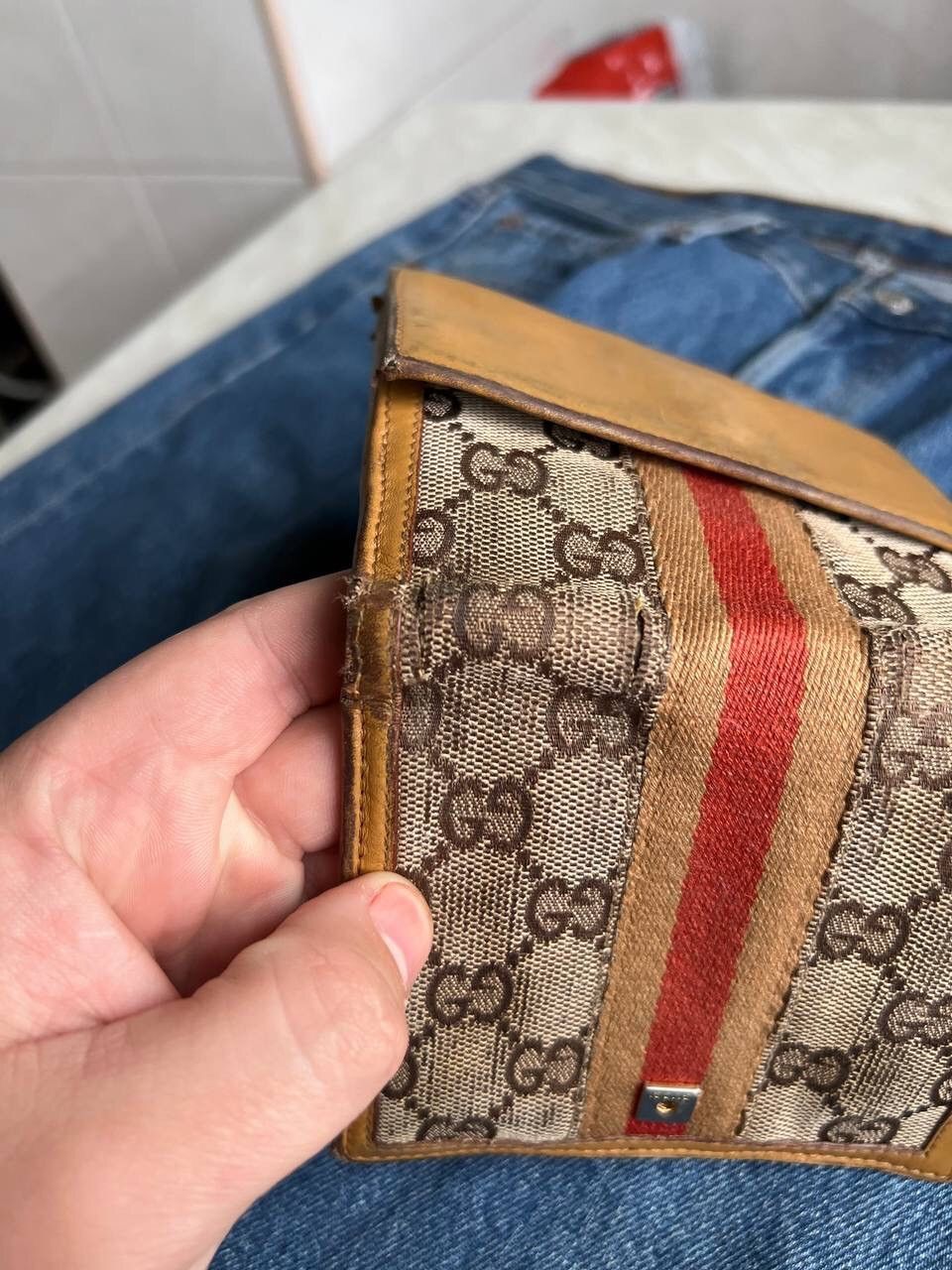 Gucci Vintage 00s Gucci wallet leather monogram GG Logo Y2K Size ONE SIZE - 9 Thumbnail