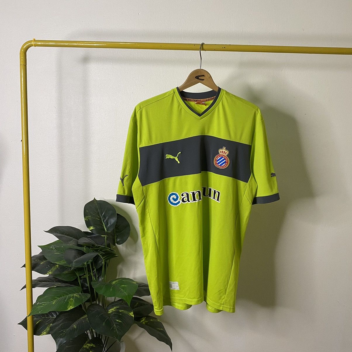 Puma Vintage RCD Espanyol 2012-2013 Away Kit Jersey Size US L / EU 52-54 / 3 - 1 Thumbnail