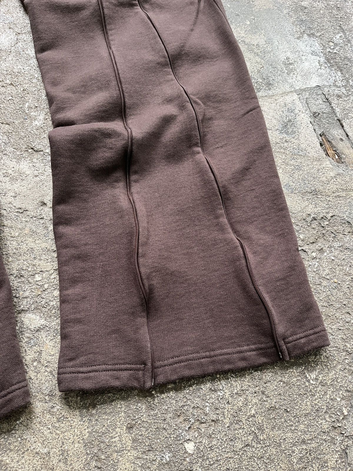 Luar Luar AW24 Wide Leg Sweatpants (unisex) Size US 30 / EU 46 - 12 Thumbnail
