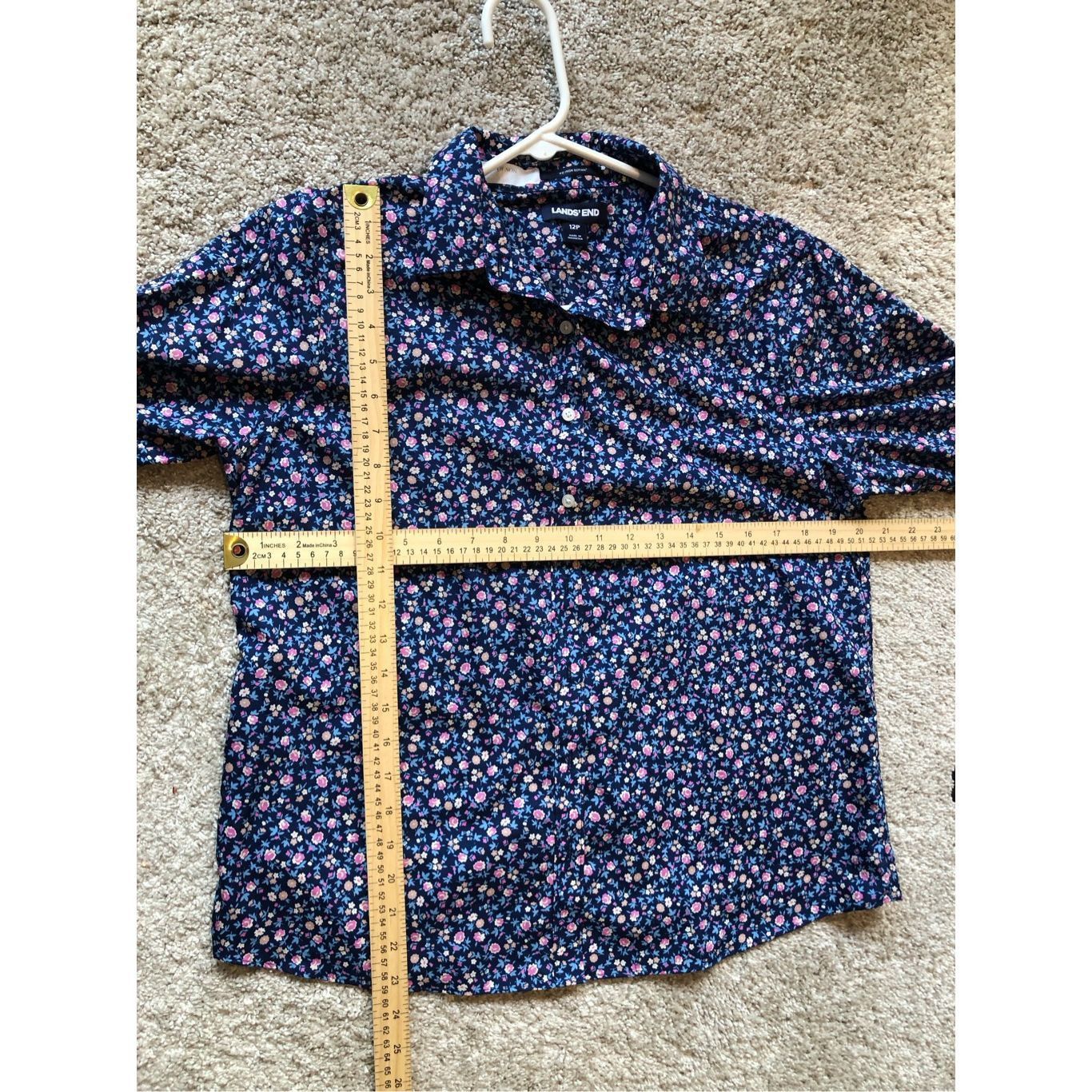 Lands' End Lands End (Elinore Olsen engraved) Women’s Blue and Pink Floral Collared Button Up Long Sleeve Blouse Size Petite 12 Size XL / US 12-14 / IT 48-50 - 7 Thumbnail