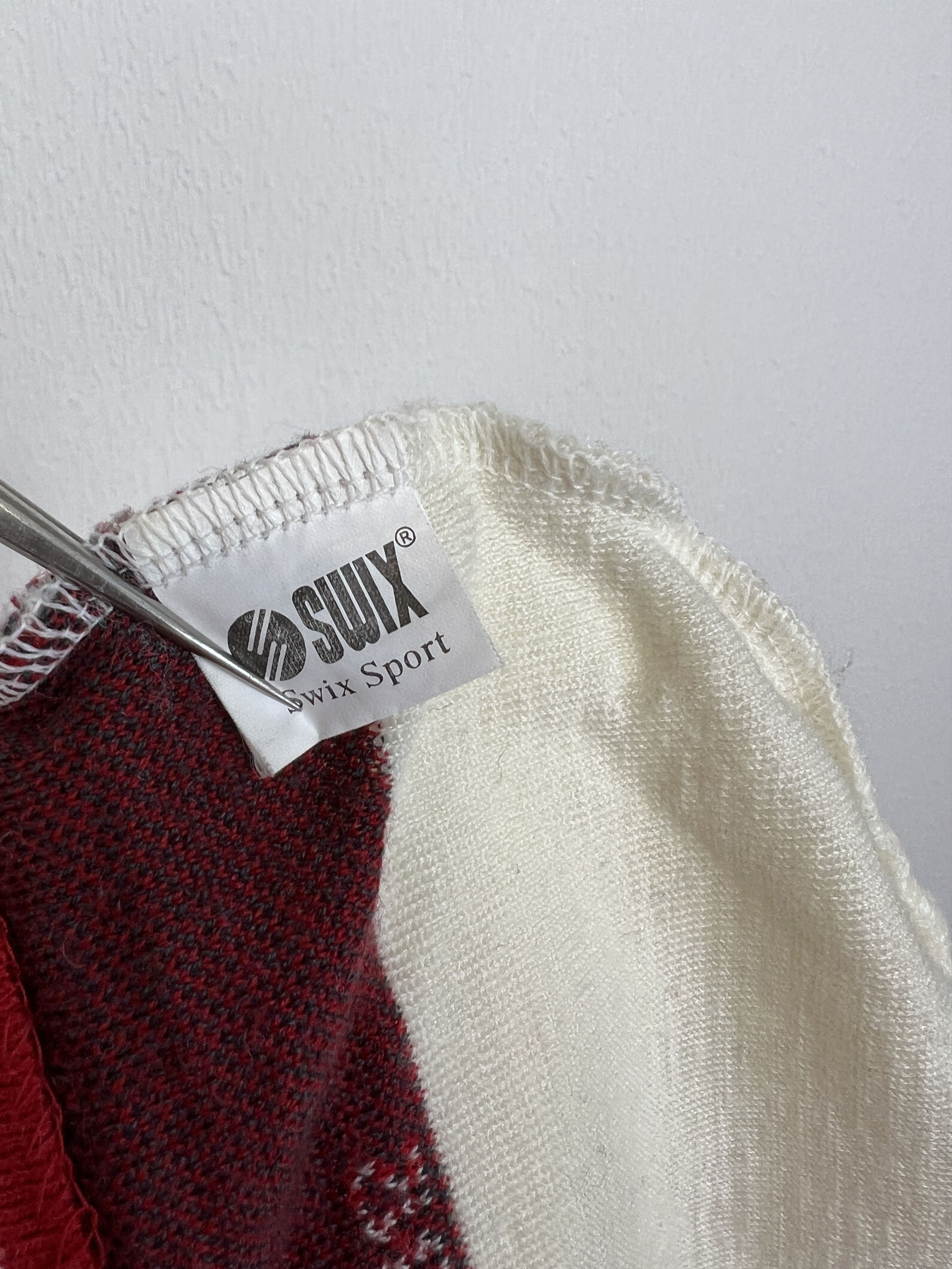Vintage Swix Beanie Hat Ski Cap Red Biathlon Lined Norway Flag Sport Size ONE SIZE - 8 Thumbnail