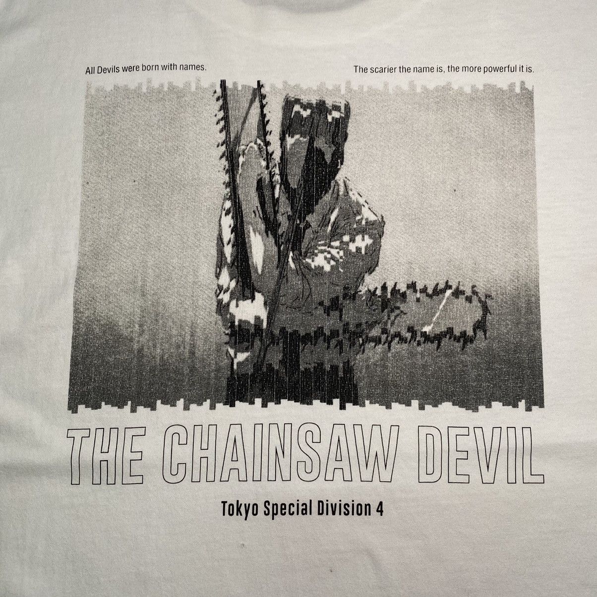 Anime Chainsaw Man Anime T Shirt Uniqlo Size XLarge Size US XL / EU 56 / 4 - 8 Thumbnail