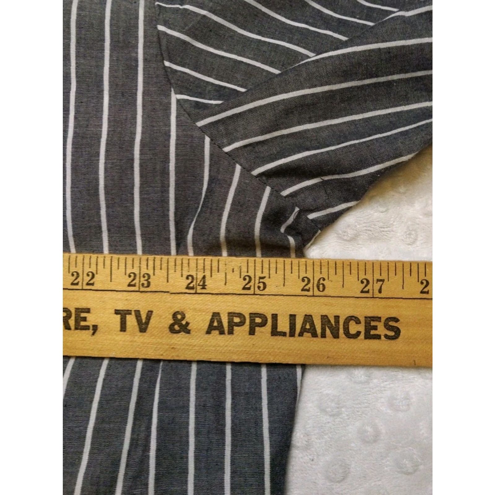 Wrangler VINTAGE Wrangler Button-Down Shirt Western 90s Gray Stripe XLT Mens Regular Cotton Short Sleeve Pearl Snap Button Down Shirt Size US XL / EU 56 / 4 - 7 Thumbnail