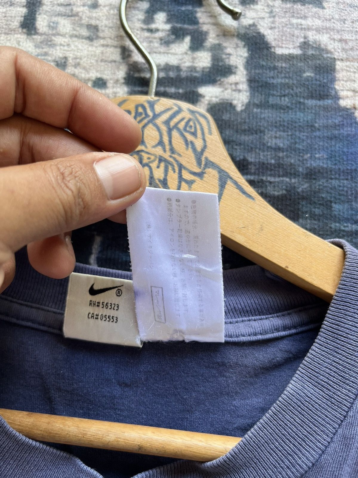 Nike 🔥RARE Vintage Nike Soccer Worldwide Big Logo 90s Tee Size US M / EU 48-50 / 2 - 8 Thumbnail