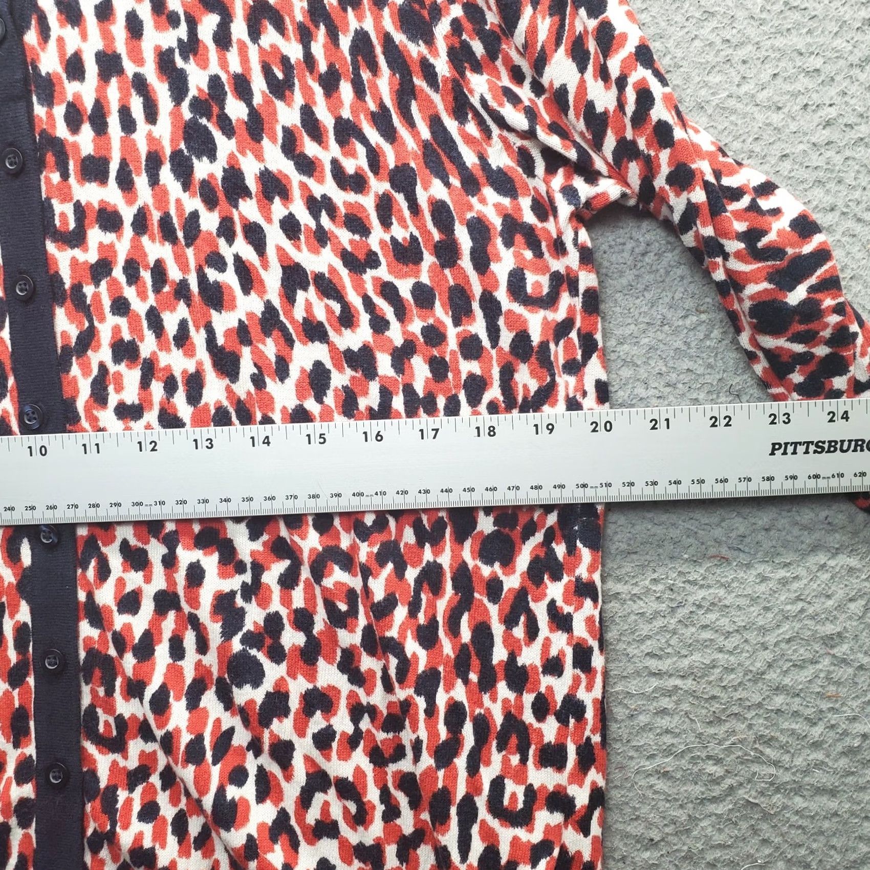 Tommy Hilfiger Tommy Hilfiger Womens XL Cardigan Sweater Multicolor Animal Print Knit Round Neck Zipless Knitwear Size XL / US 12-14 / IT 48-50 - 4 Thumbnail