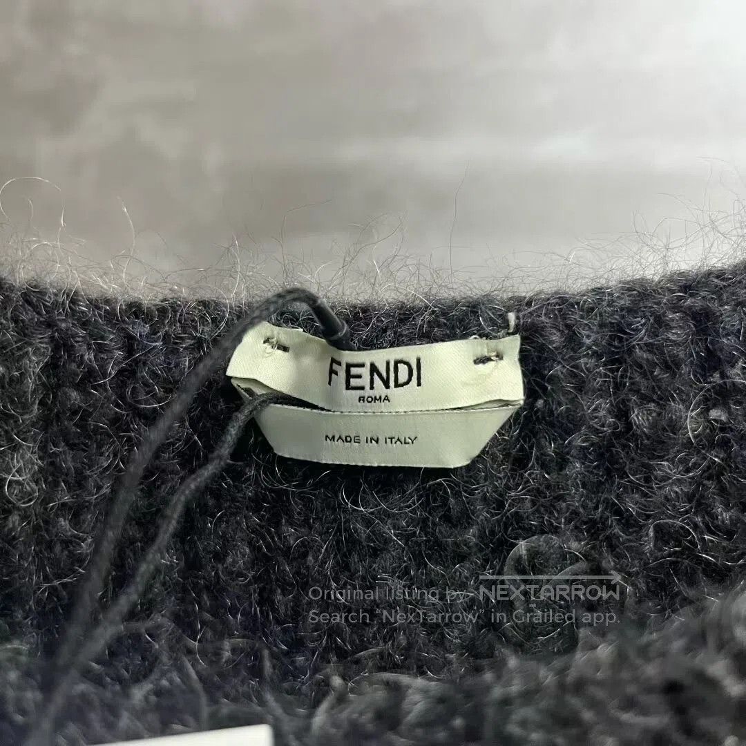 Fendi FENDI size 36 Short-sleeved, narrow-edged sweater with expo Size S / US 4 / IT 40 - 2 Thumbnail