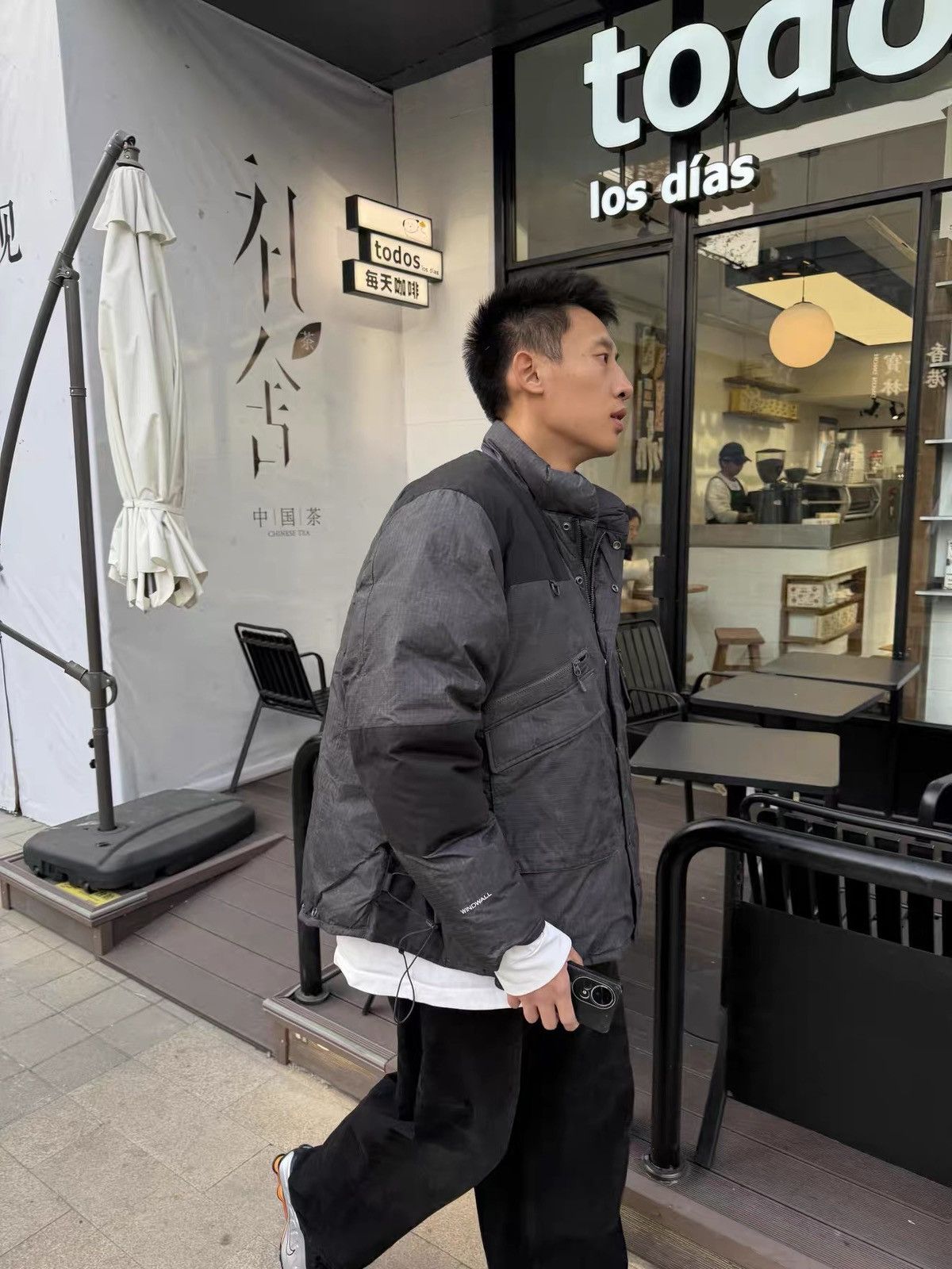 The North Face Urban Exploration ADJUSTABLE HEAVY WEIGHT DOWN JACKET Size US M / EU 48-50 / 2 - 25 Thumbnail