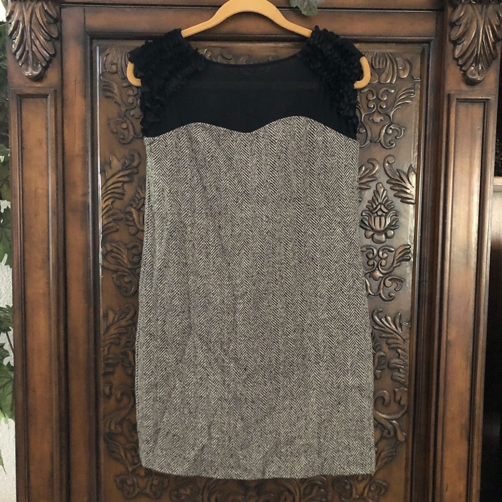 Bcbgmaxazria BCBG gathered satin chiffon herringbone tweed dress 8 Size M / US 6-8 / IT 42-44 - 1 Thumbnail