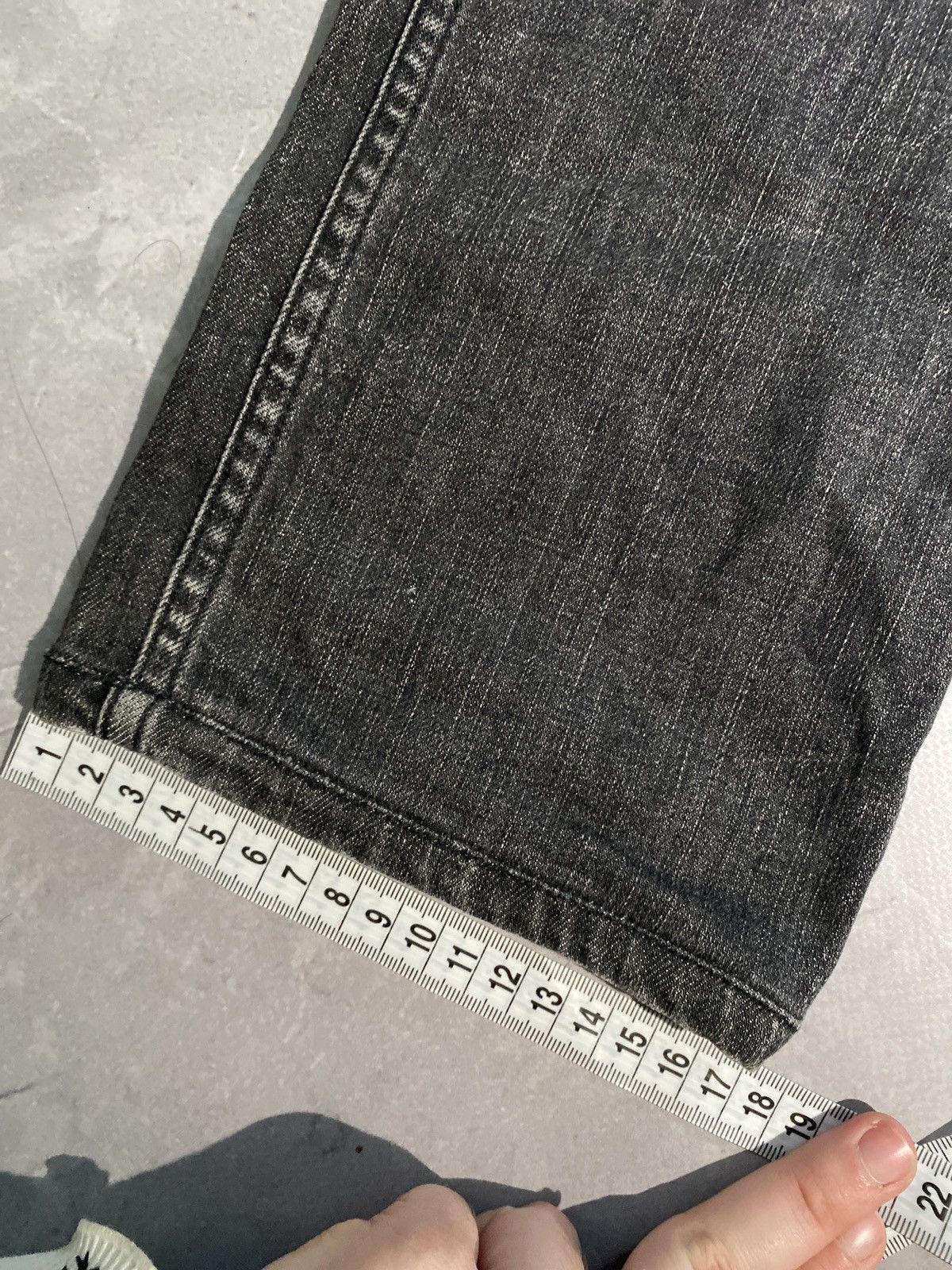 Tommy Hilfiger Tommy Hilfiger Distressed Wash Slim Fit 90s Size US 34 / EU 50 - 14 Thumbnail