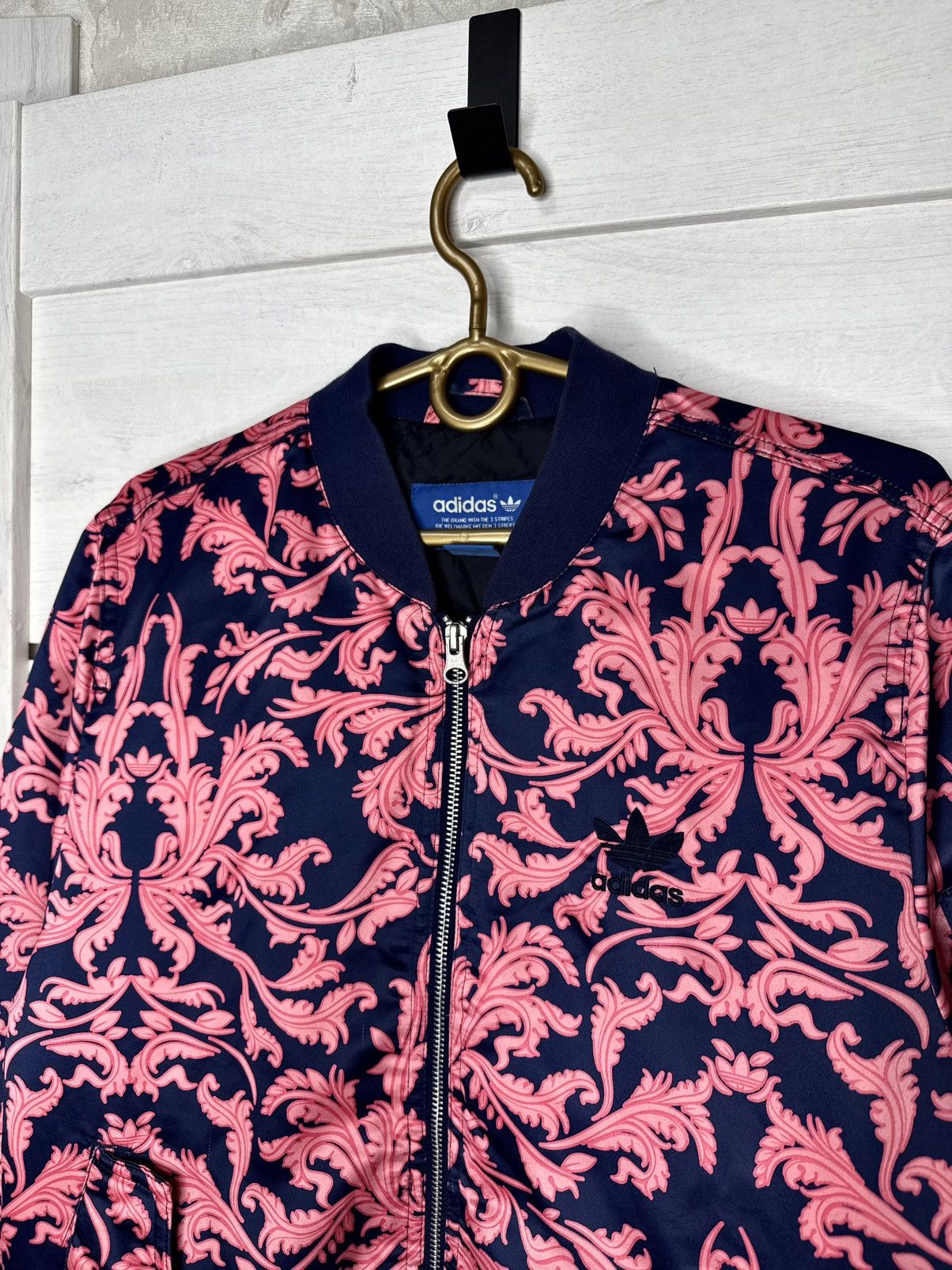 Adidas Adidas x The Farm Company Pink Floral Bomber Jacket Y2K Hype Size S / US 4 / IT 40 - 7 Thumbnail