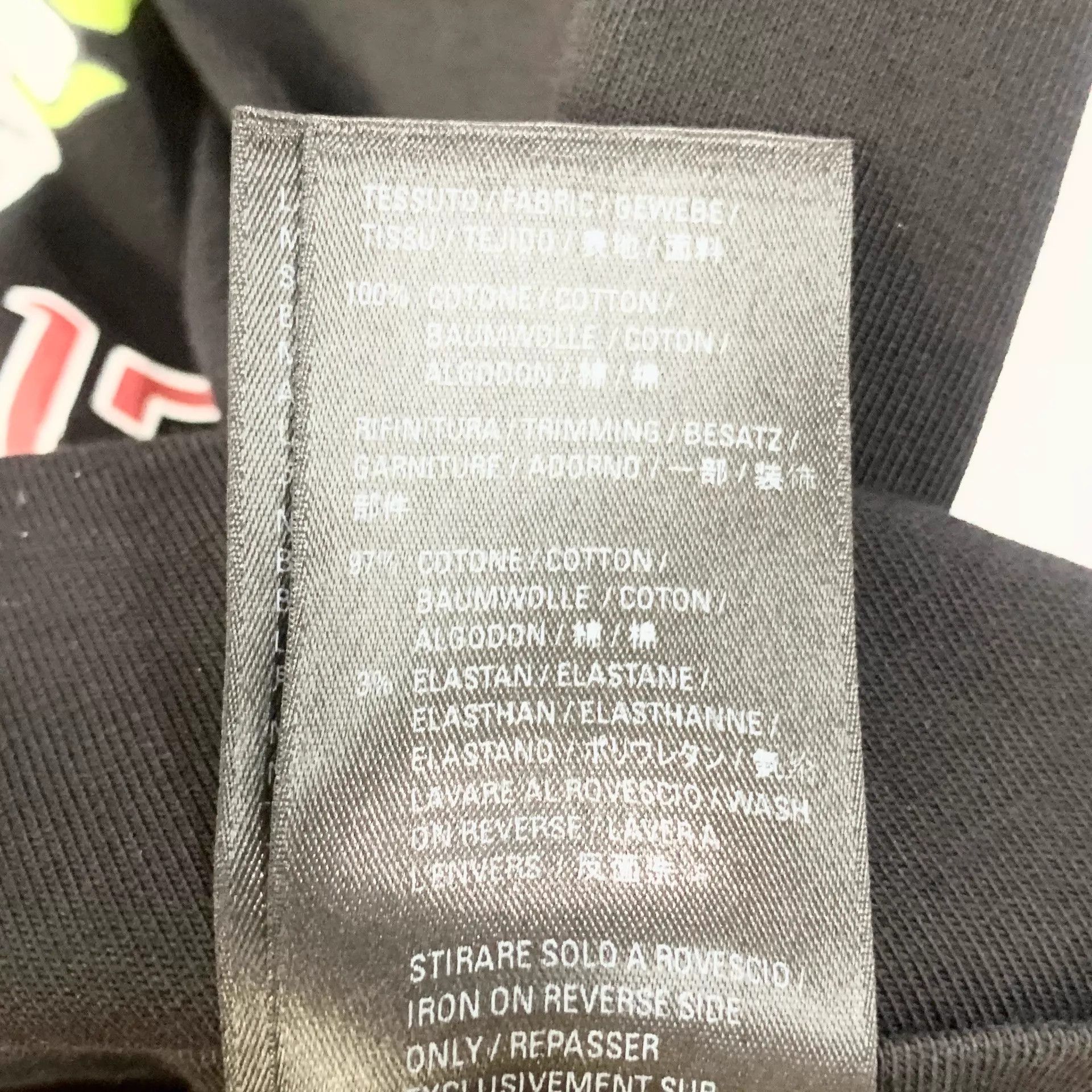 Balenciaga Balenciaga Short Sleeve TEE Size S Size US S / EU 44-46 / 1 - 2 Thumbnail